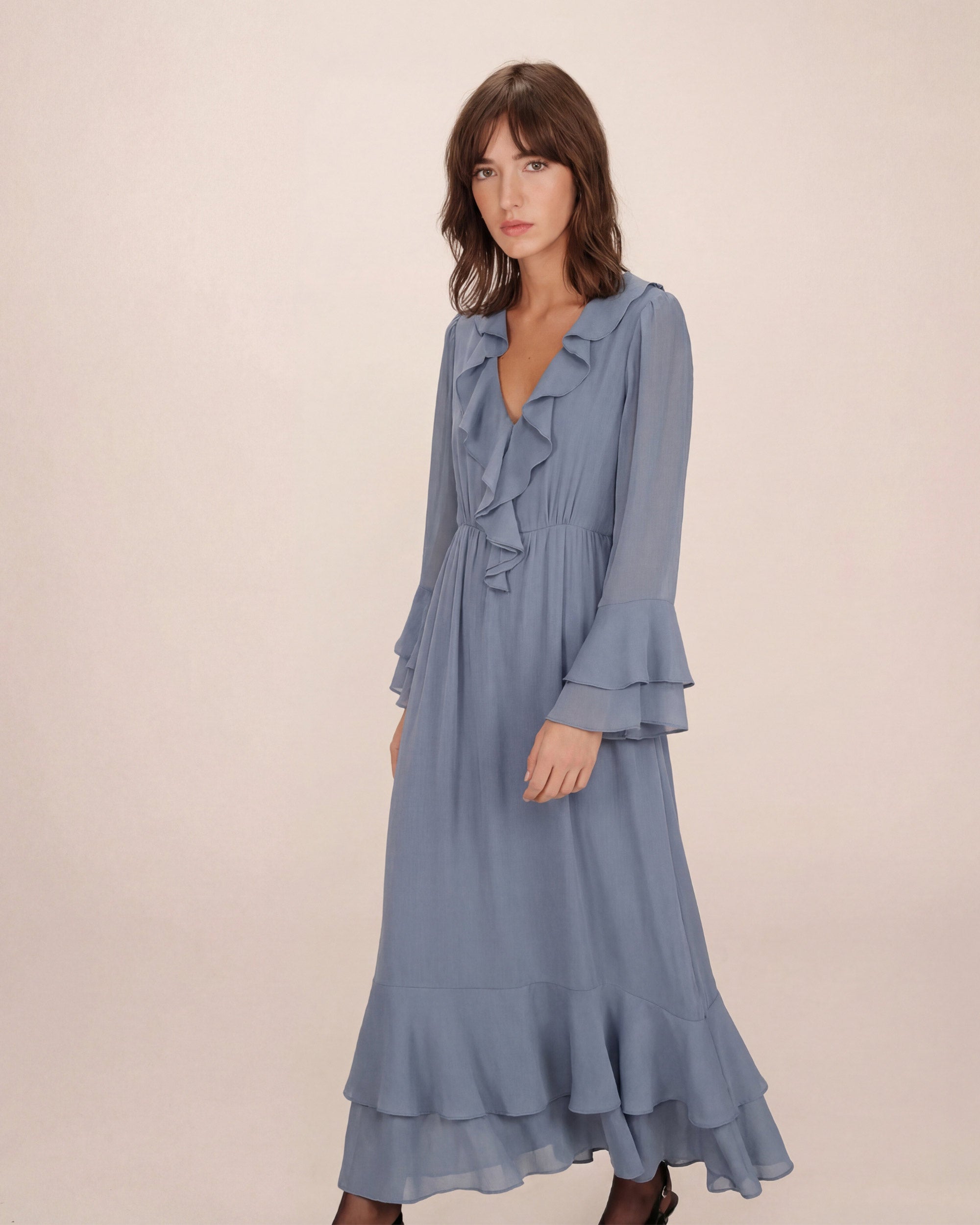 Robe Aérienne Longue À Volants Bleuet Samira
