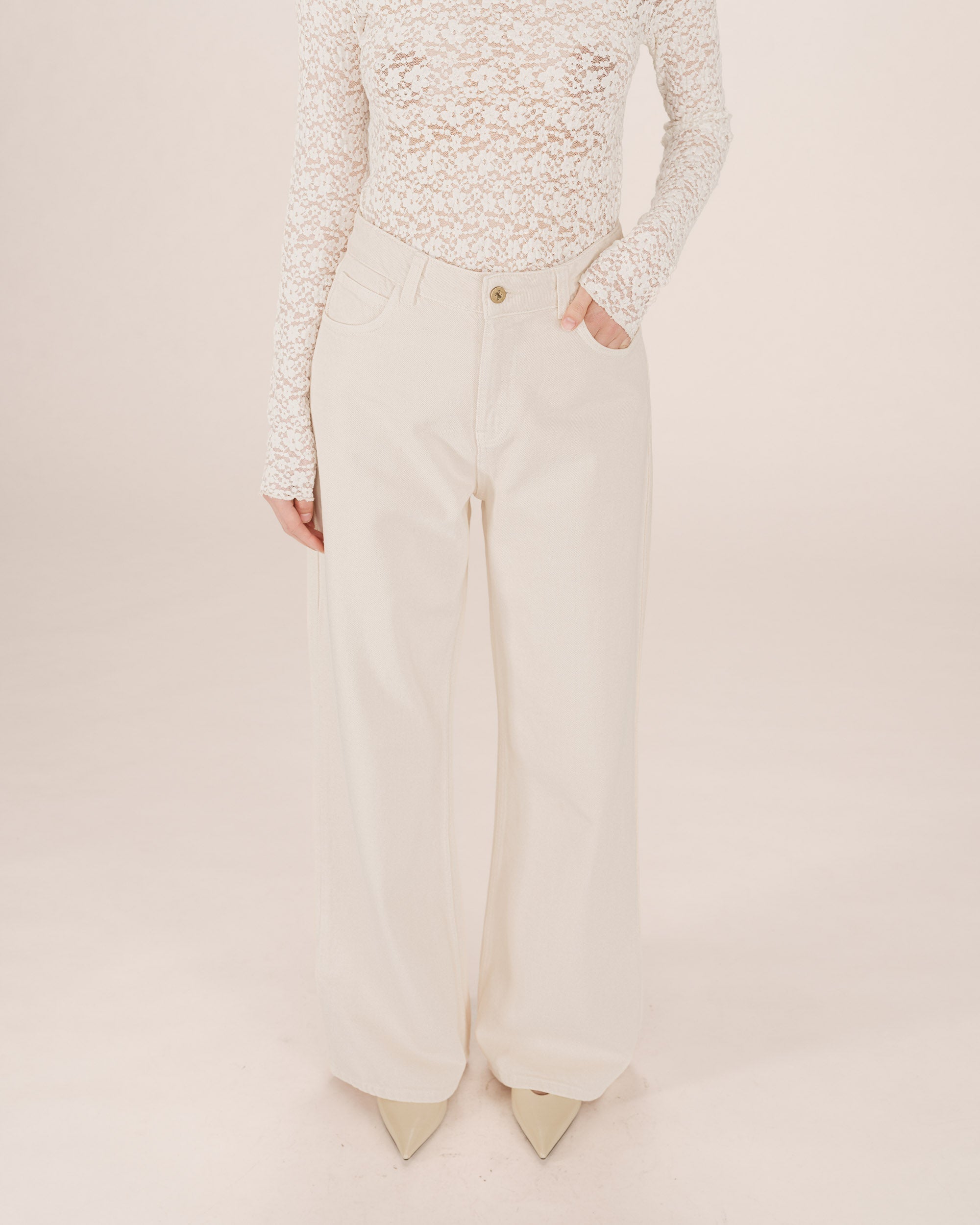 Beige Wide-Leg Jeans James