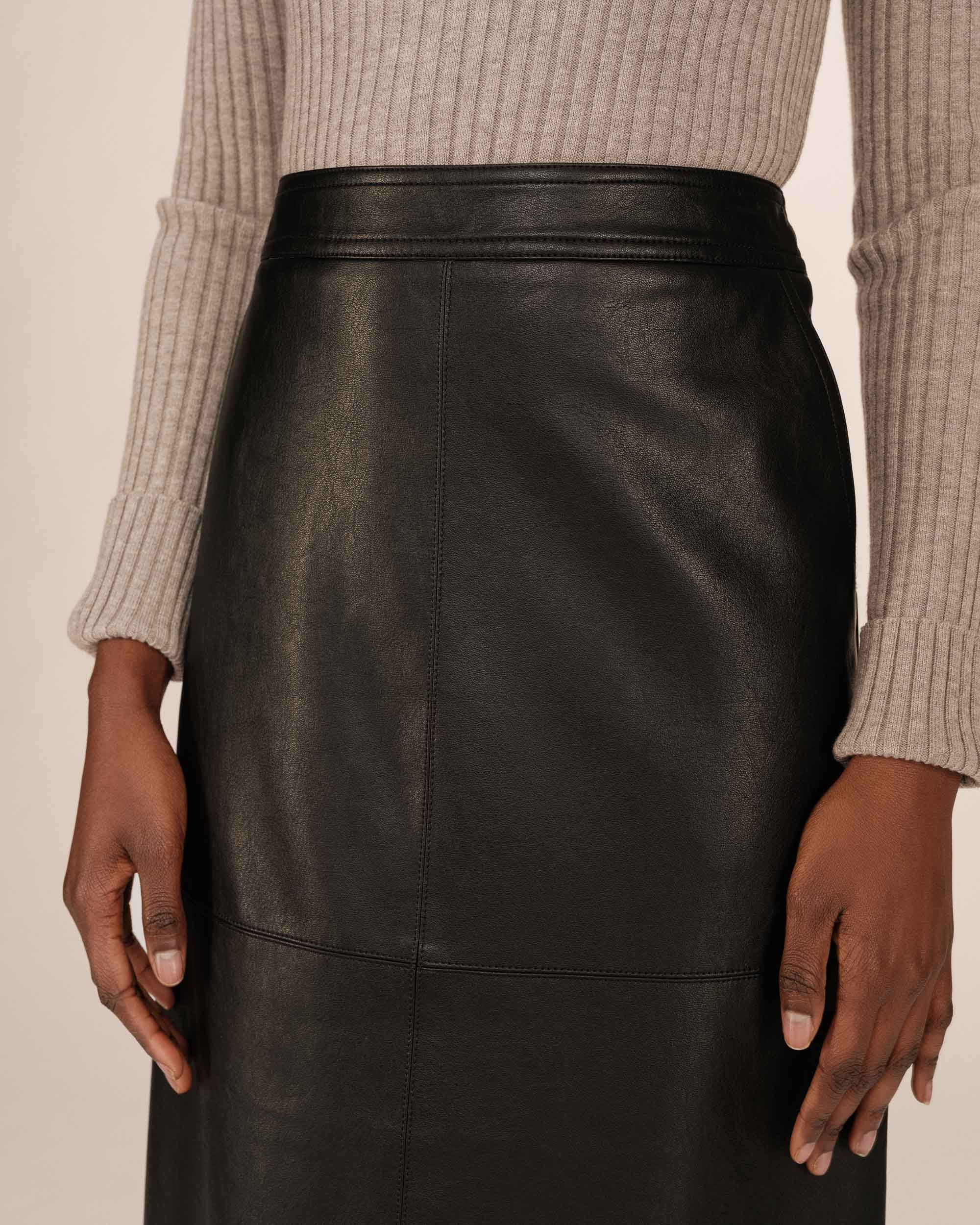 Faux Leather Skirt Black Sirene