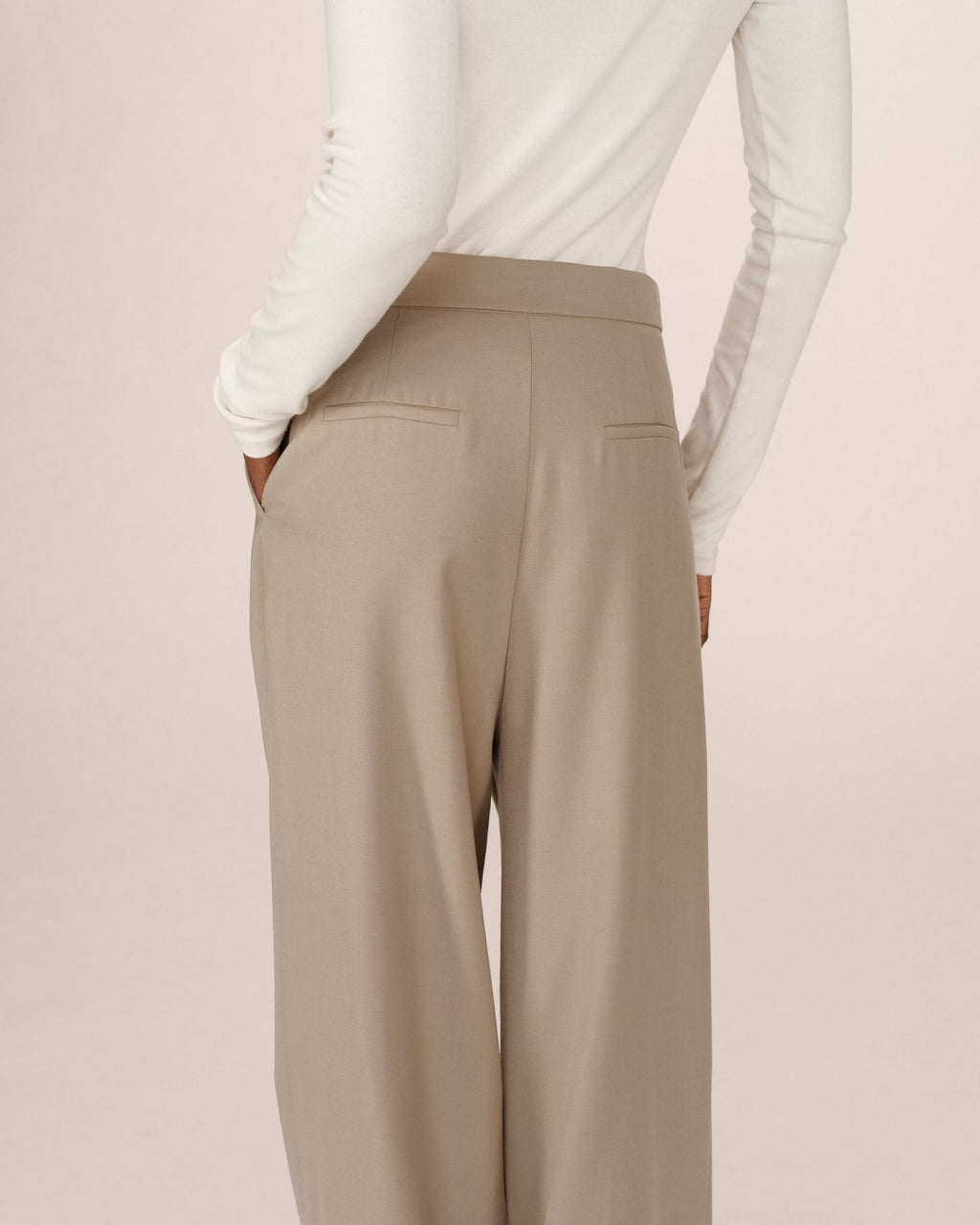 Pantalon Tailleur Greige Strokes