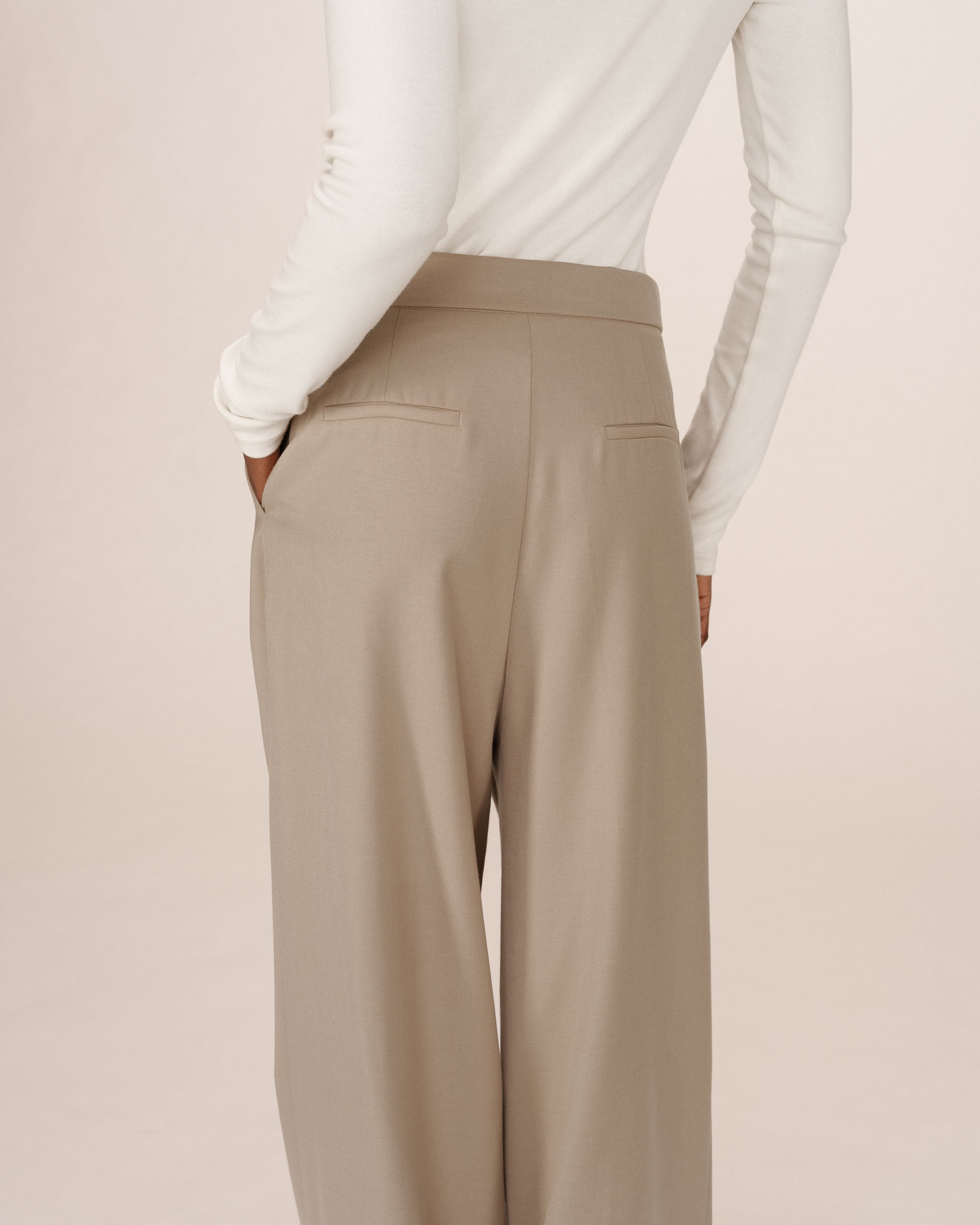 Pantalon Tailleur Greige Strokes