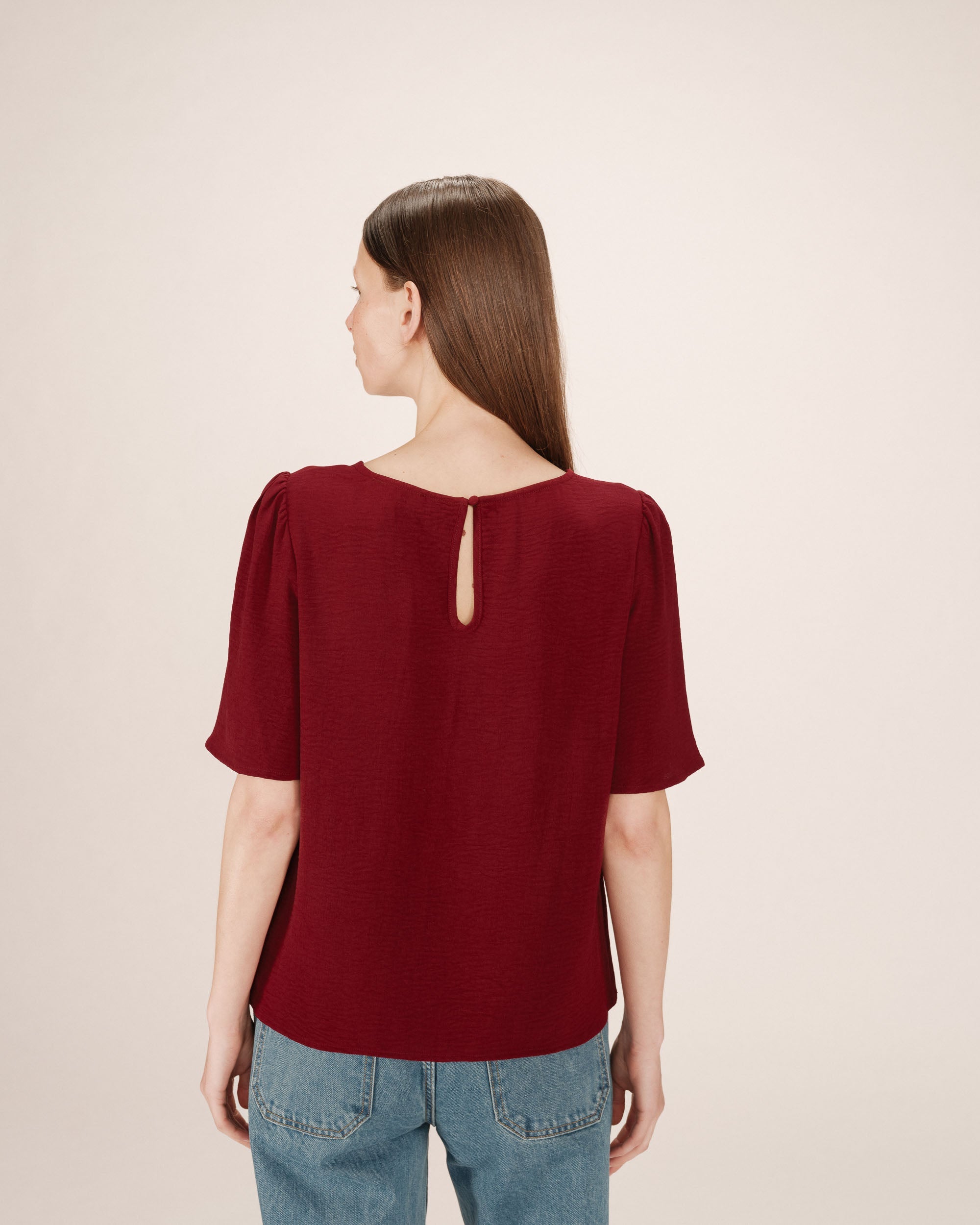 Fluid Round-Neck Top Bordeaux Shine