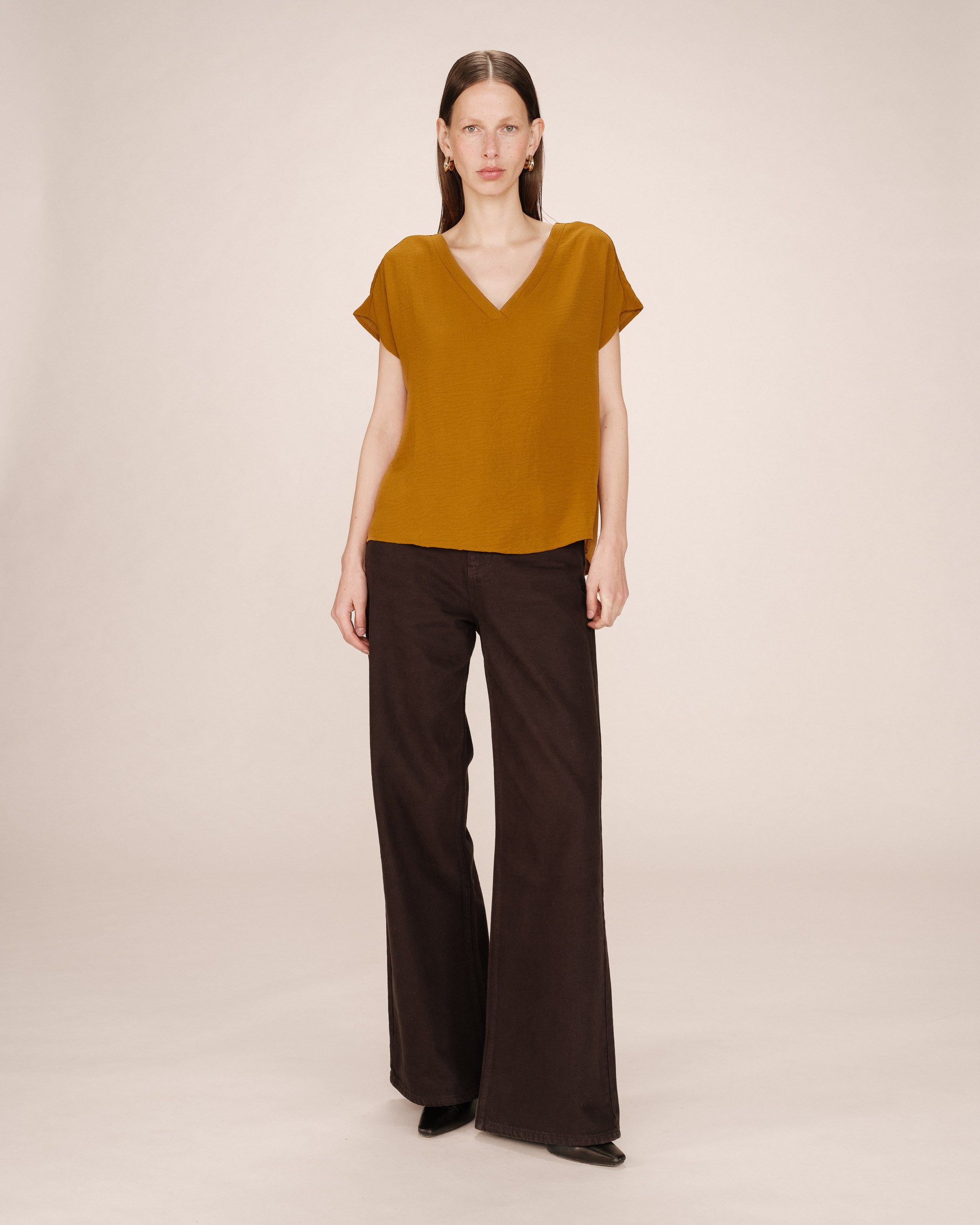 Fluid V-Neck Top Ochre Season