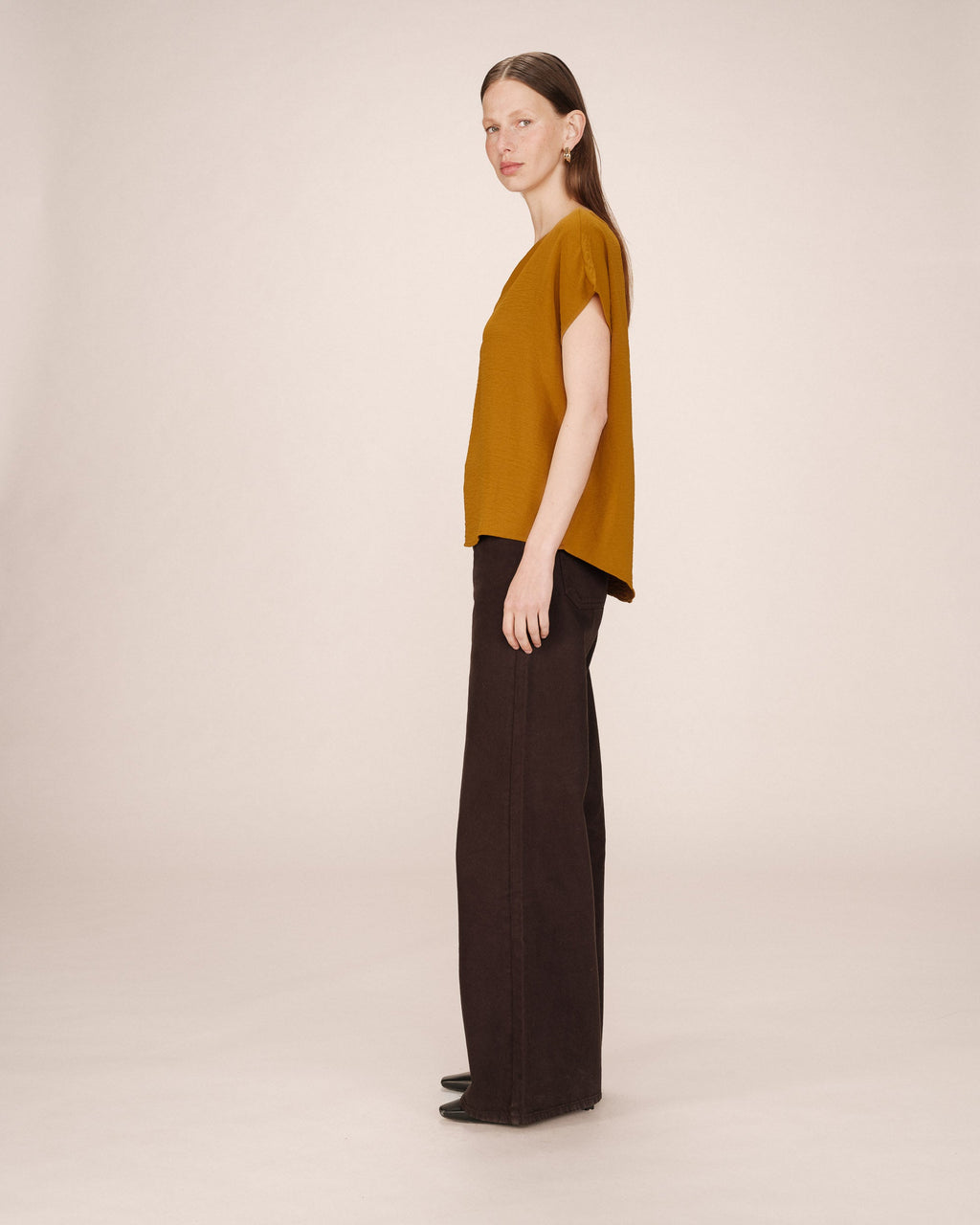 Fluid V-Neck Top Ochre Season