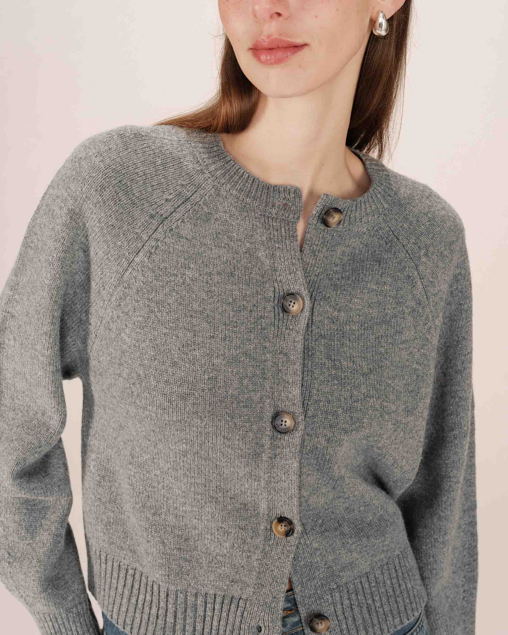 Buttoned Grey Cardigan Sanders