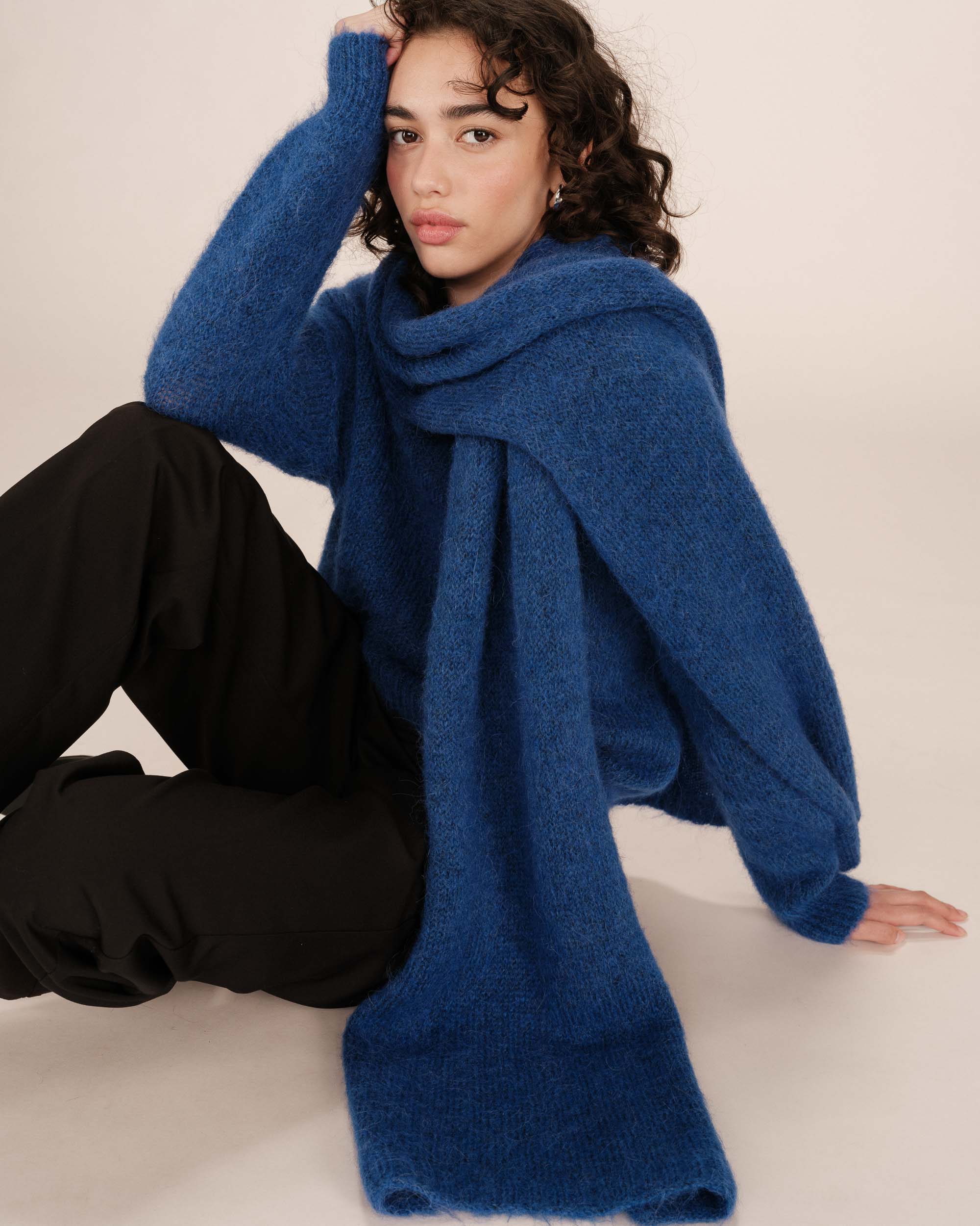 Pull Bleu Cobalt Sabado
