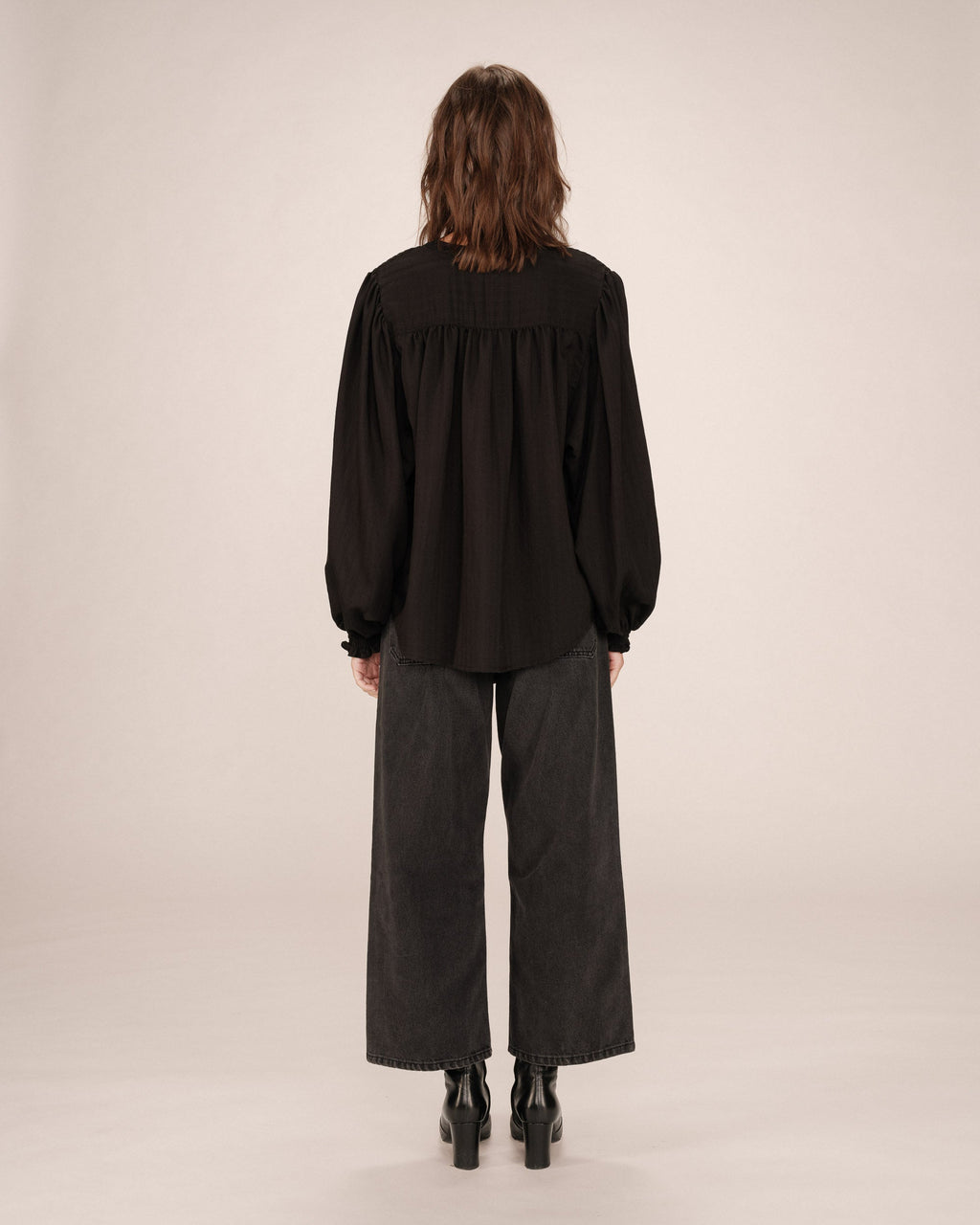 Blouse Col Noué Noir Serinda