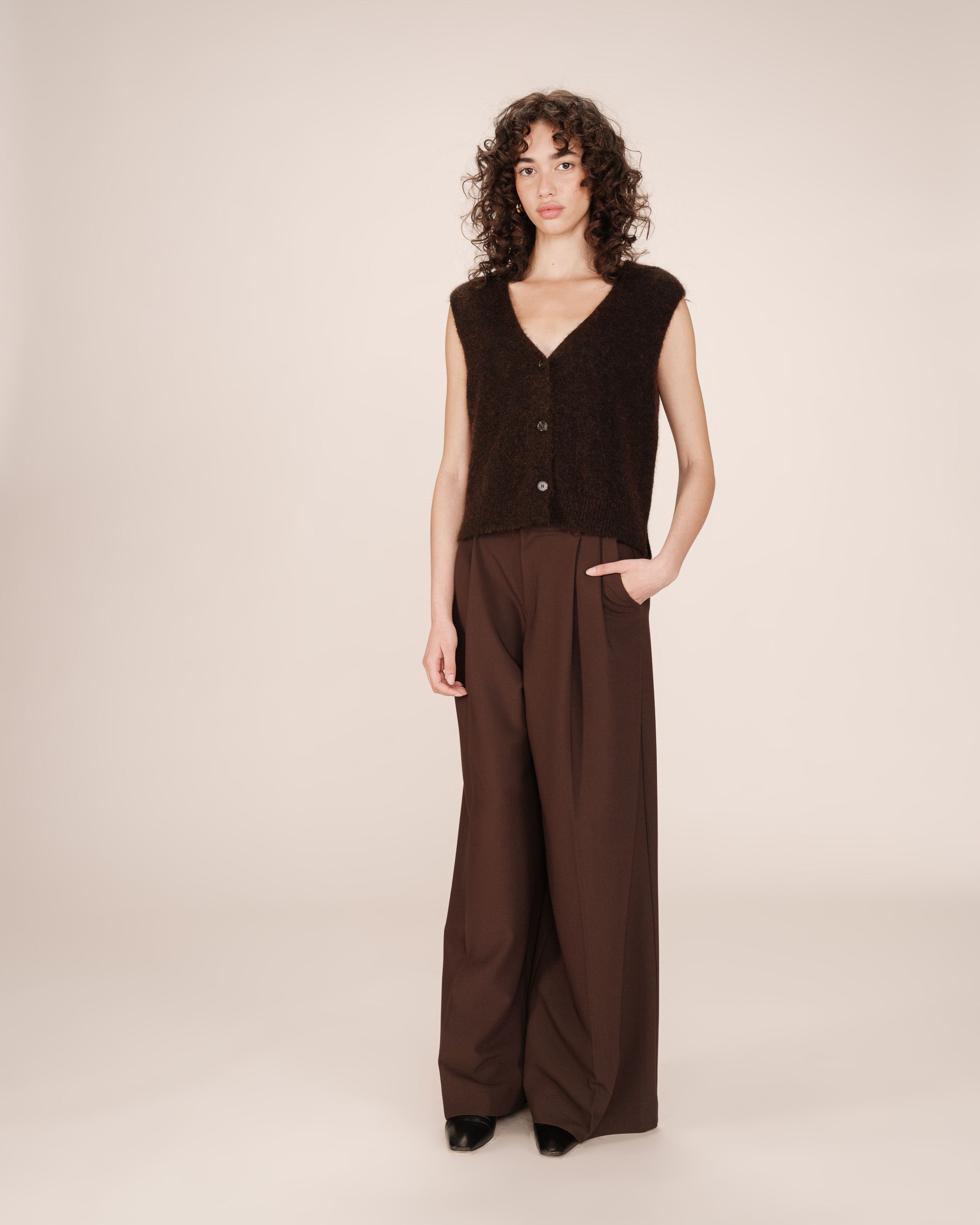 Cardigan Sans Manches Chocolat Santa
