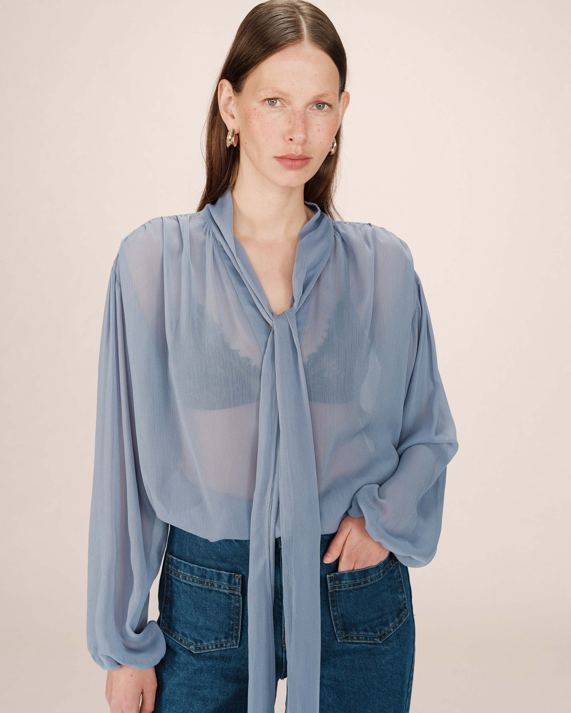 Blouse Col Lavallière Bleuet Splendide