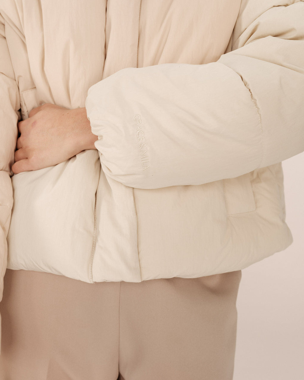 Doudoune Courte Beige Sonic