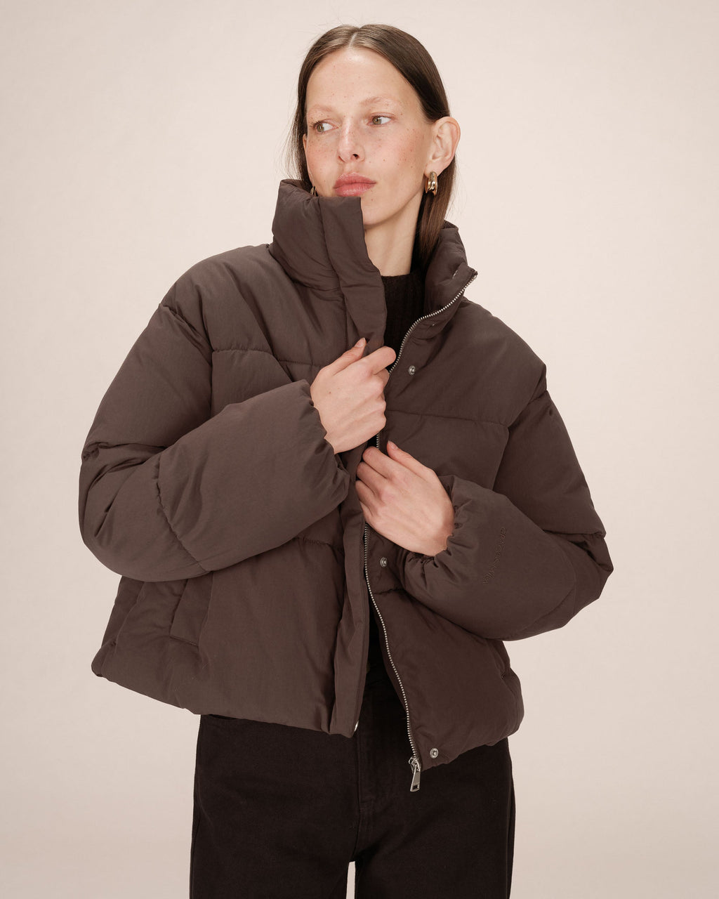 Sonic Short Puffer Jacket - Chocolate