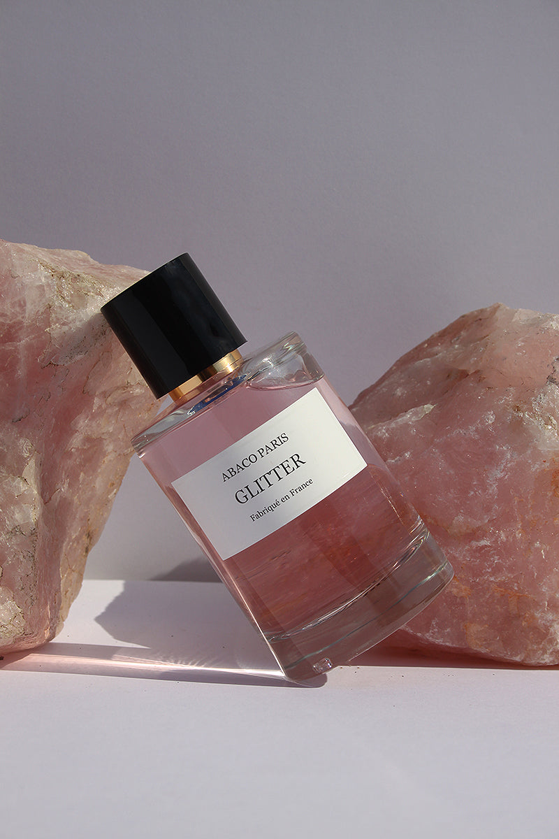 Perfume con purpurina
