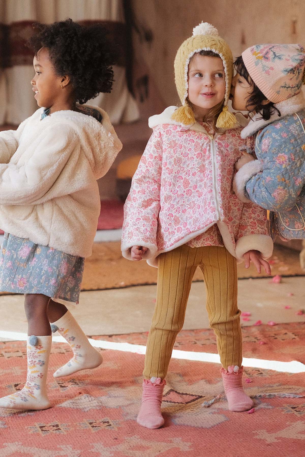 Abrigo Reversible de Felvet - Crema Campos de Flores - Niño