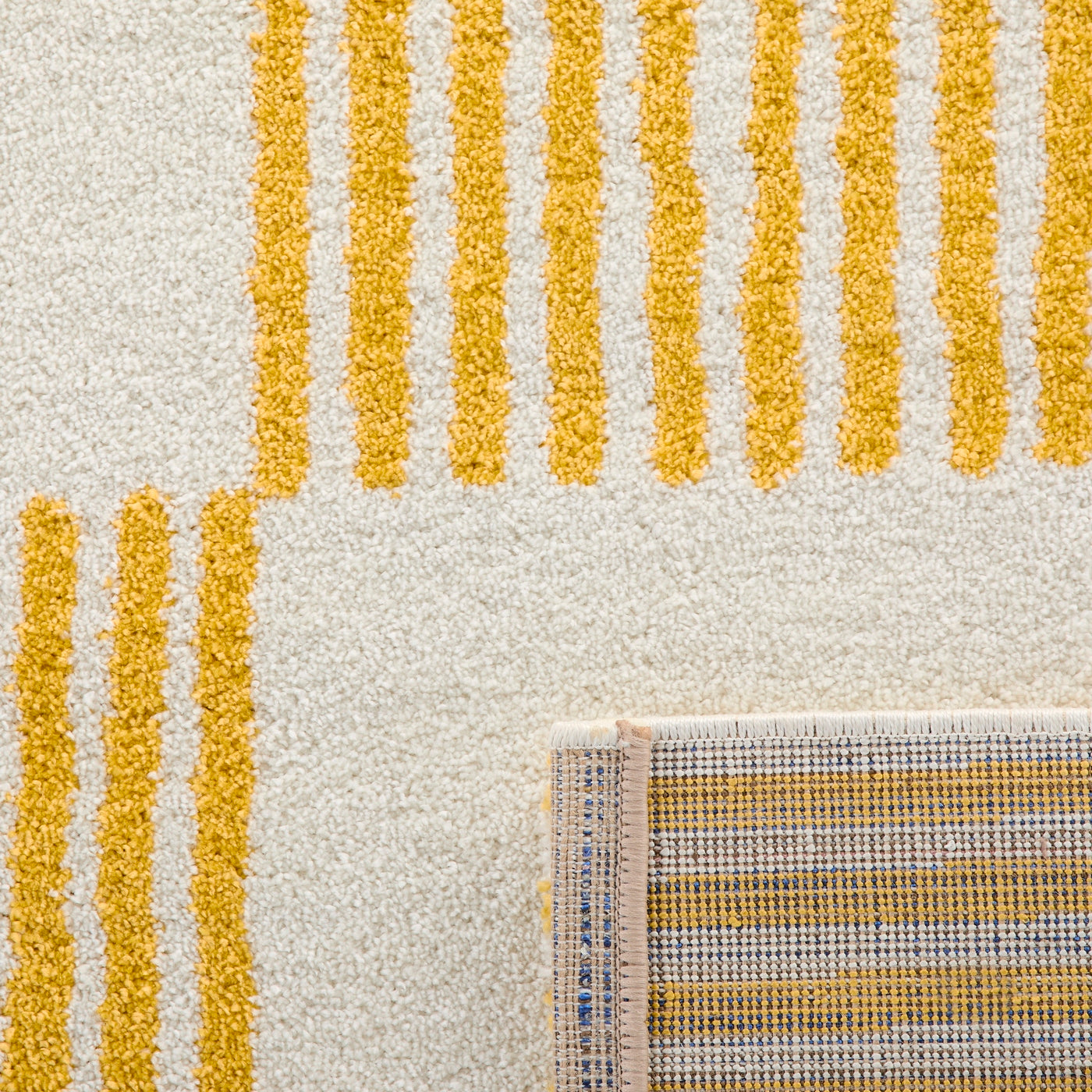 Alfombra Groovy 386 - Diseño Moderno - Amarillo - Interior