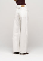 Jeansy Ava Mid-Waist Barrel - White
