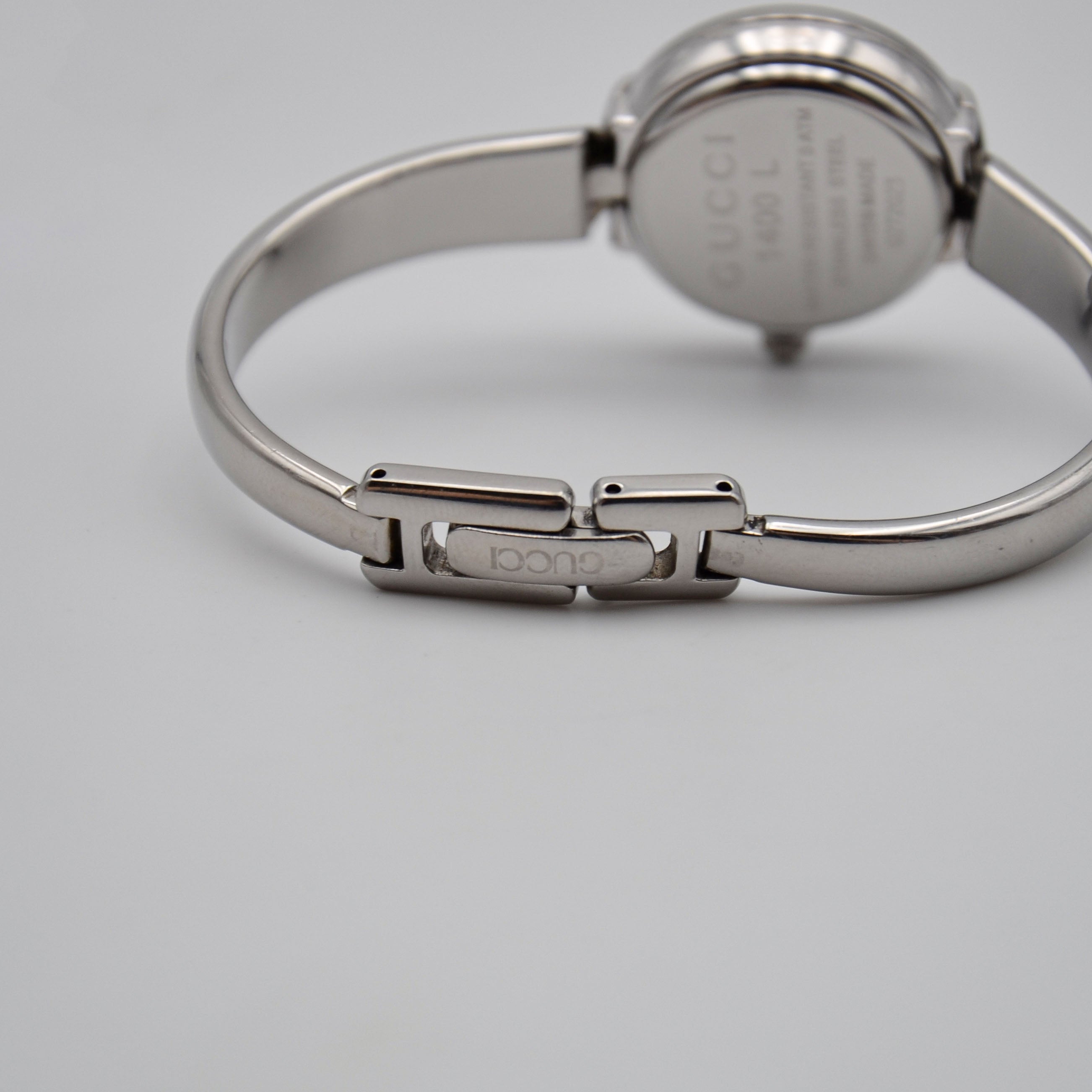 Montre Gucci 1400L