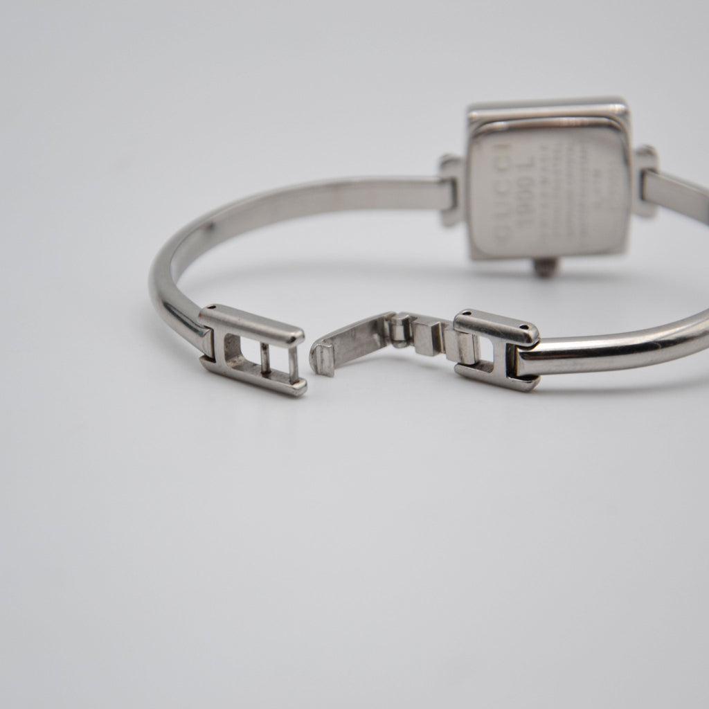 Gucci 1900L Women's Watch