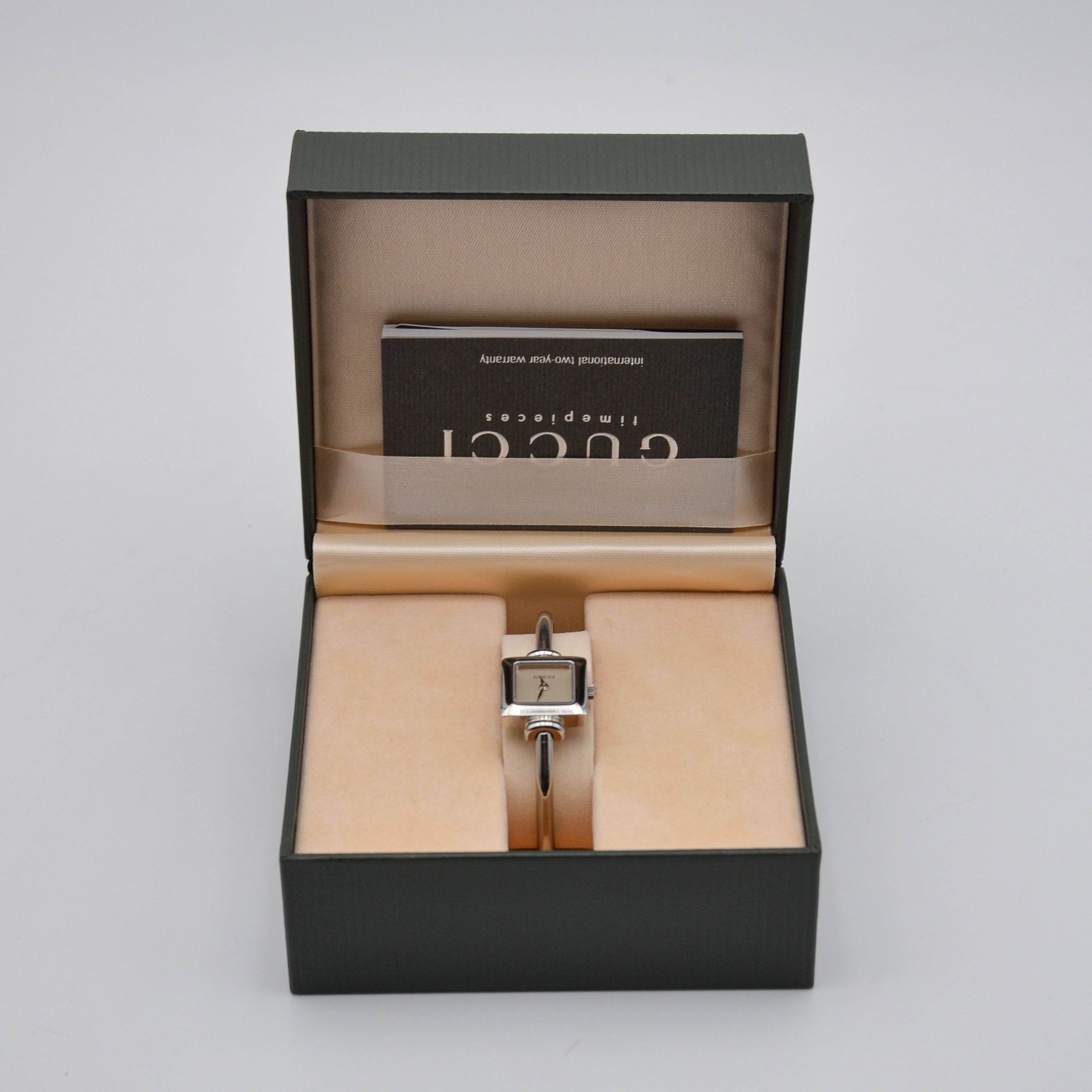Gucci 1900L Women's Watch