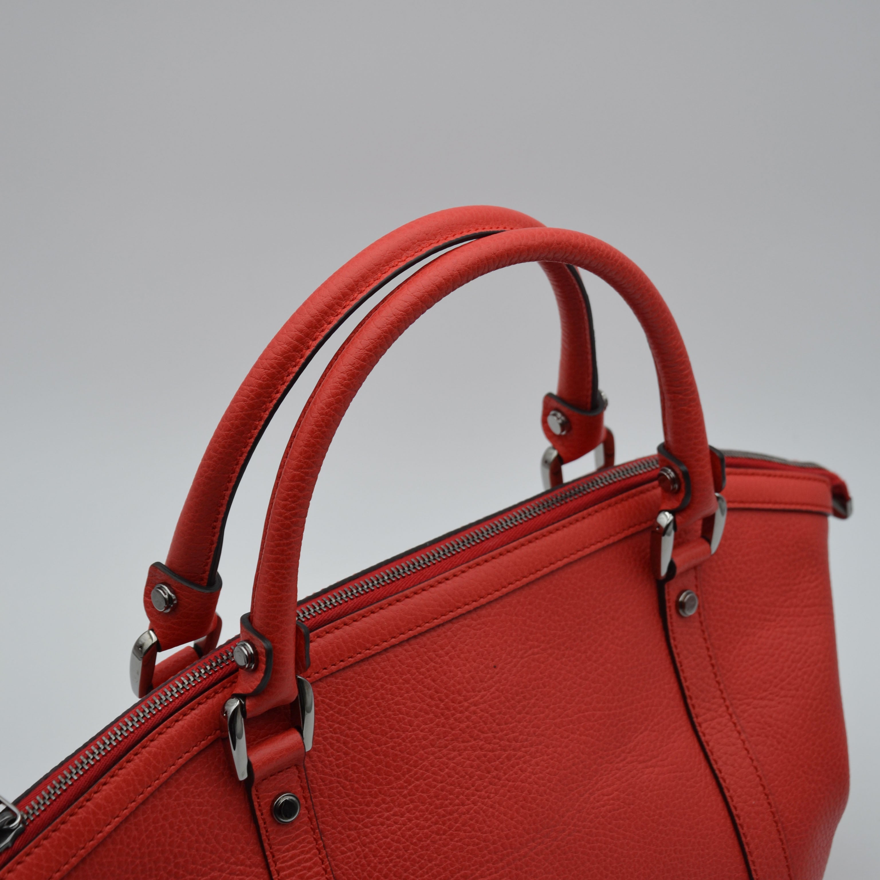 Charm Gucci Cúpula Gg