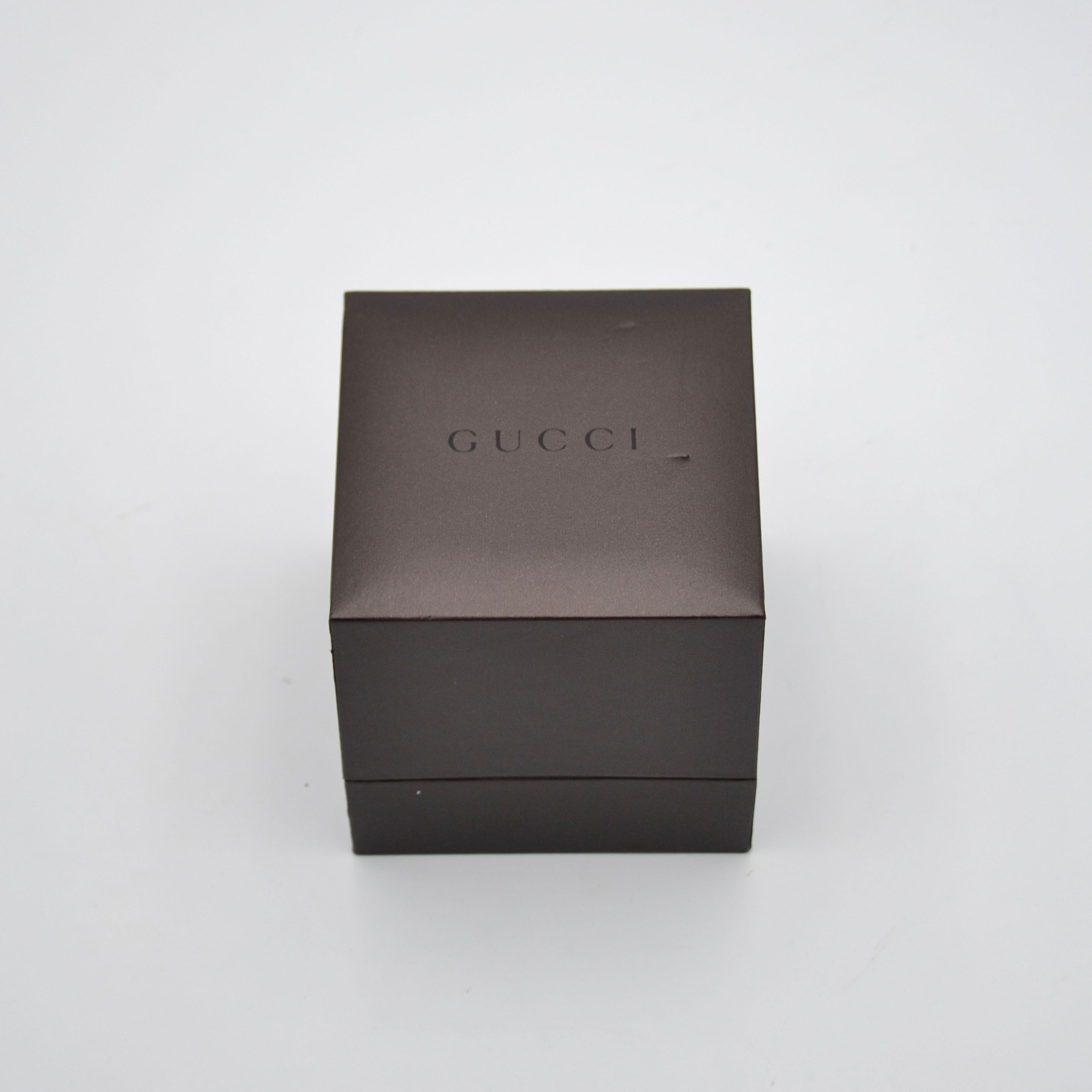 Montre Gucci 3900L