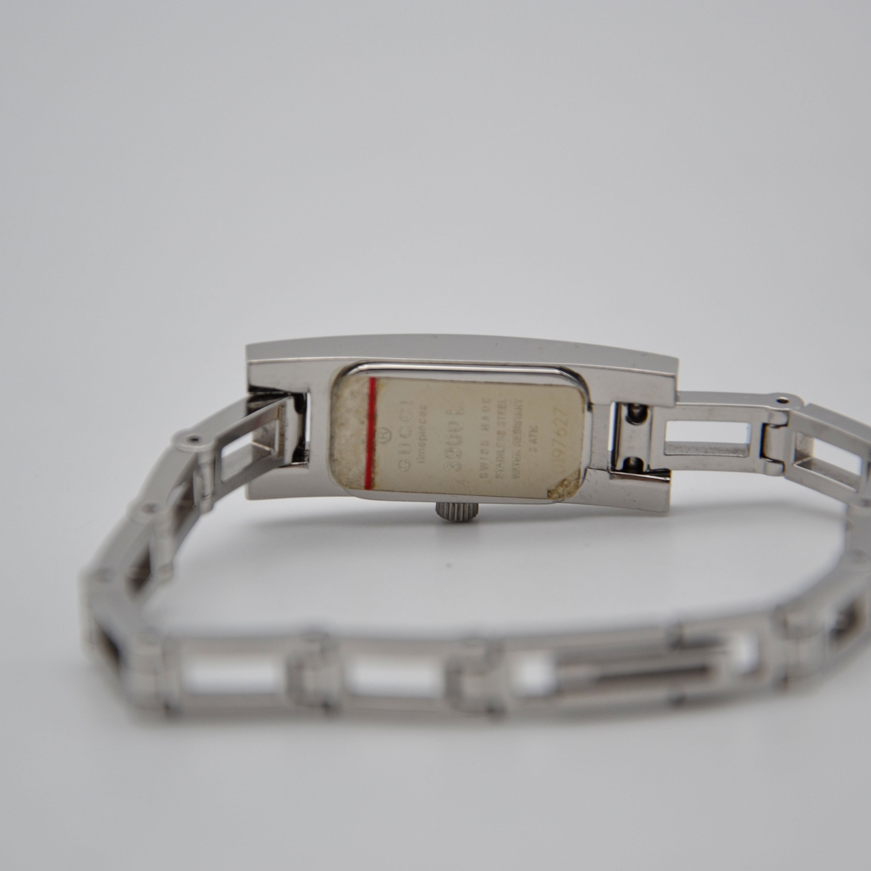 Montre Gucci 3900L