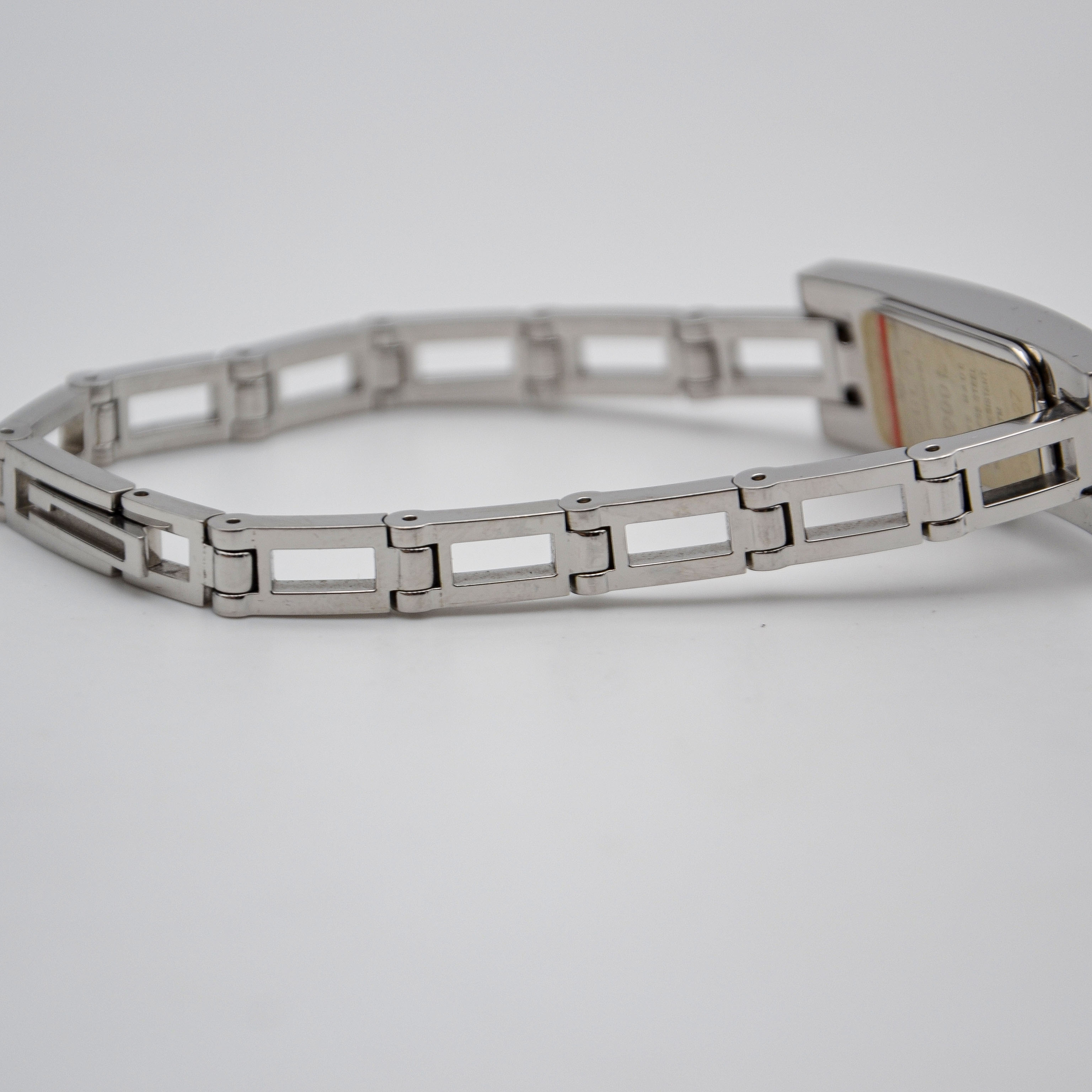 Montre Gucci 3900L
