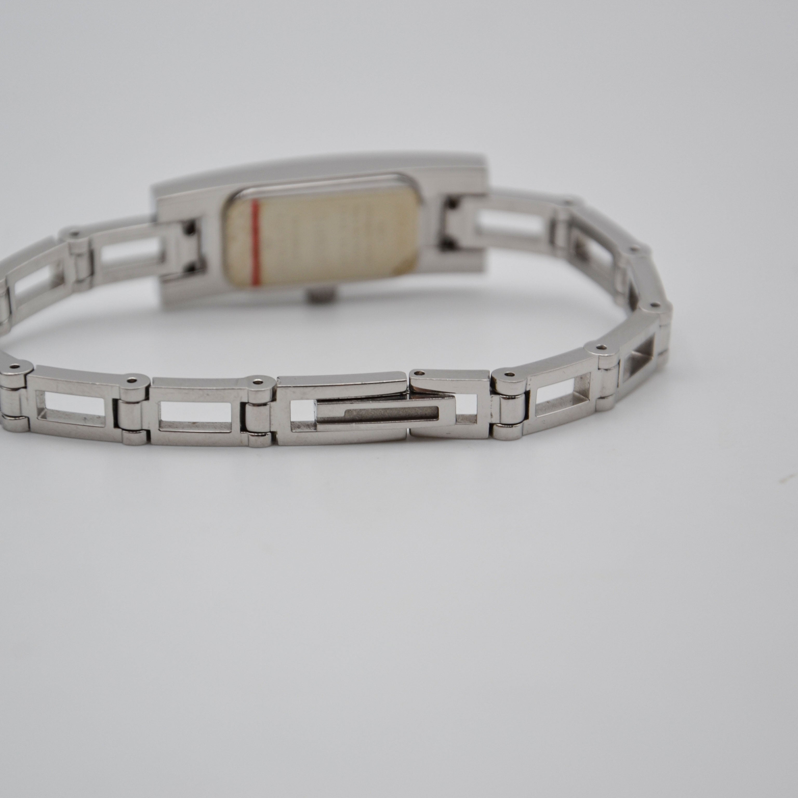 Montre Gucci 3900L