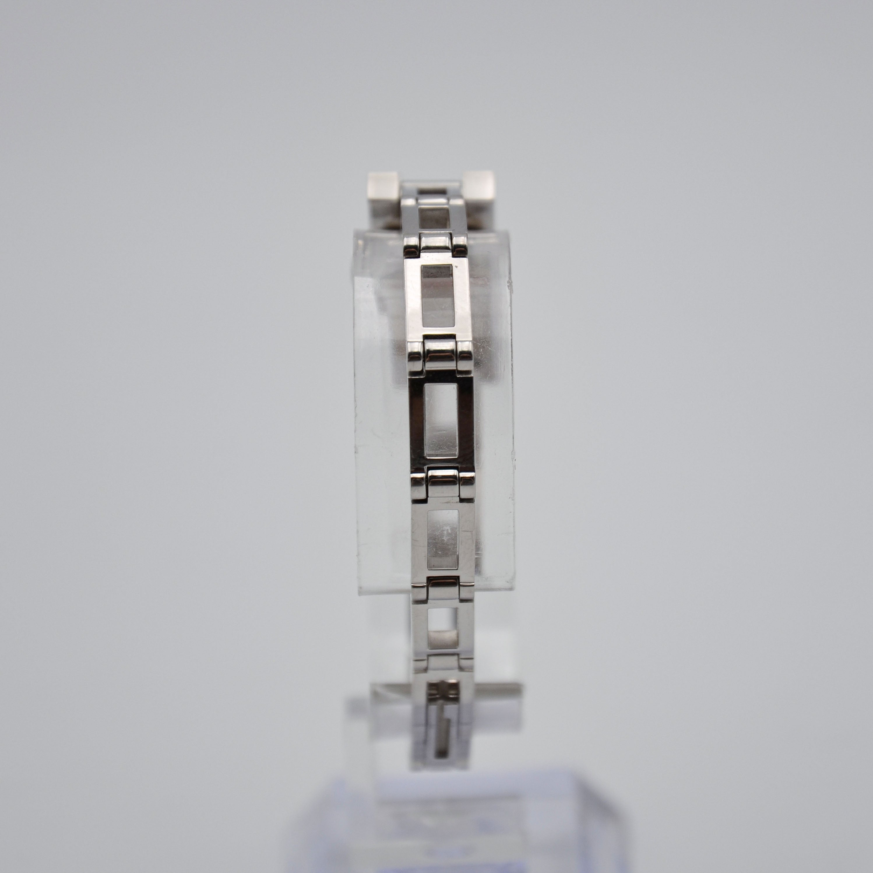 Montre Gucci 3900L