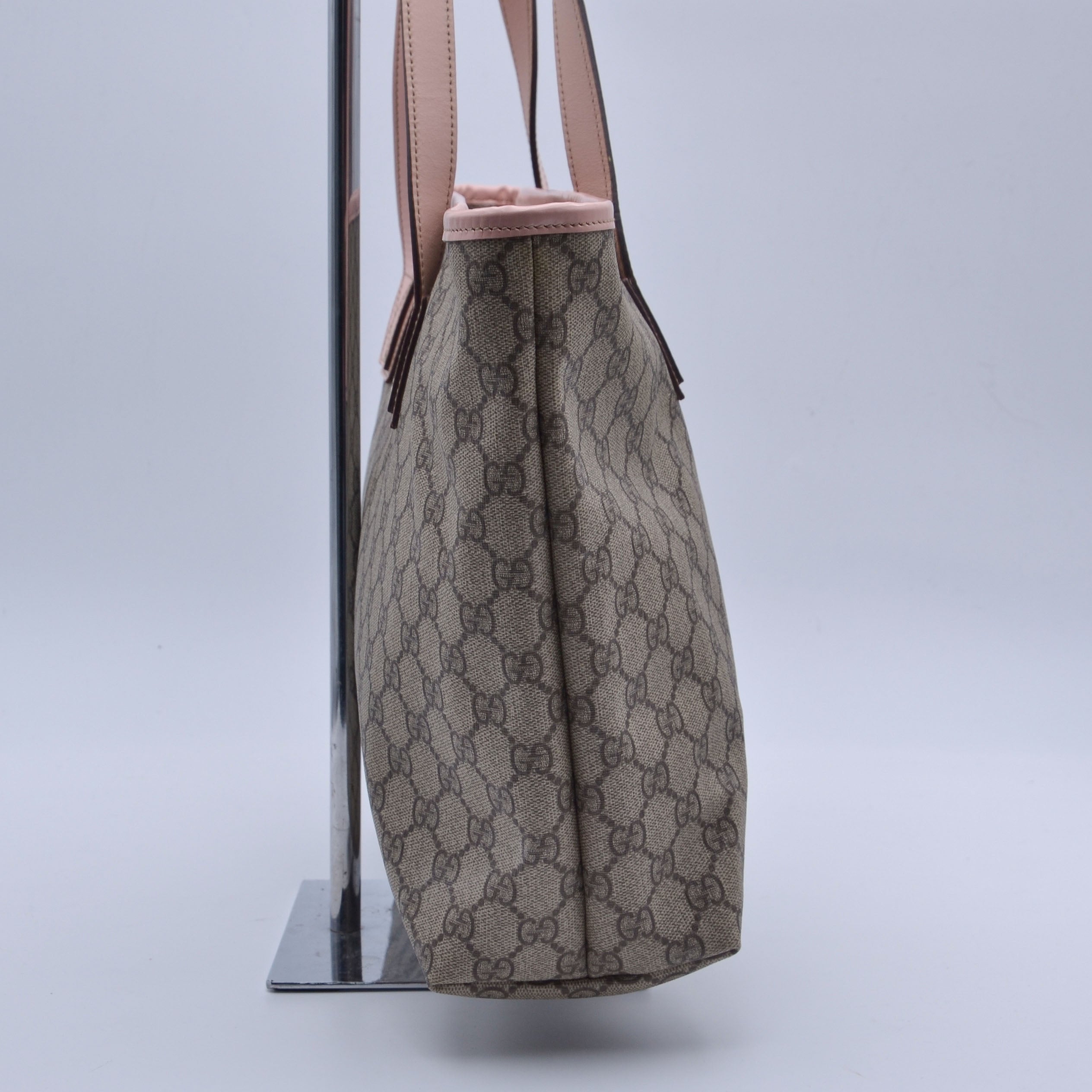 Gucci Gg Supreme Tote Zippé