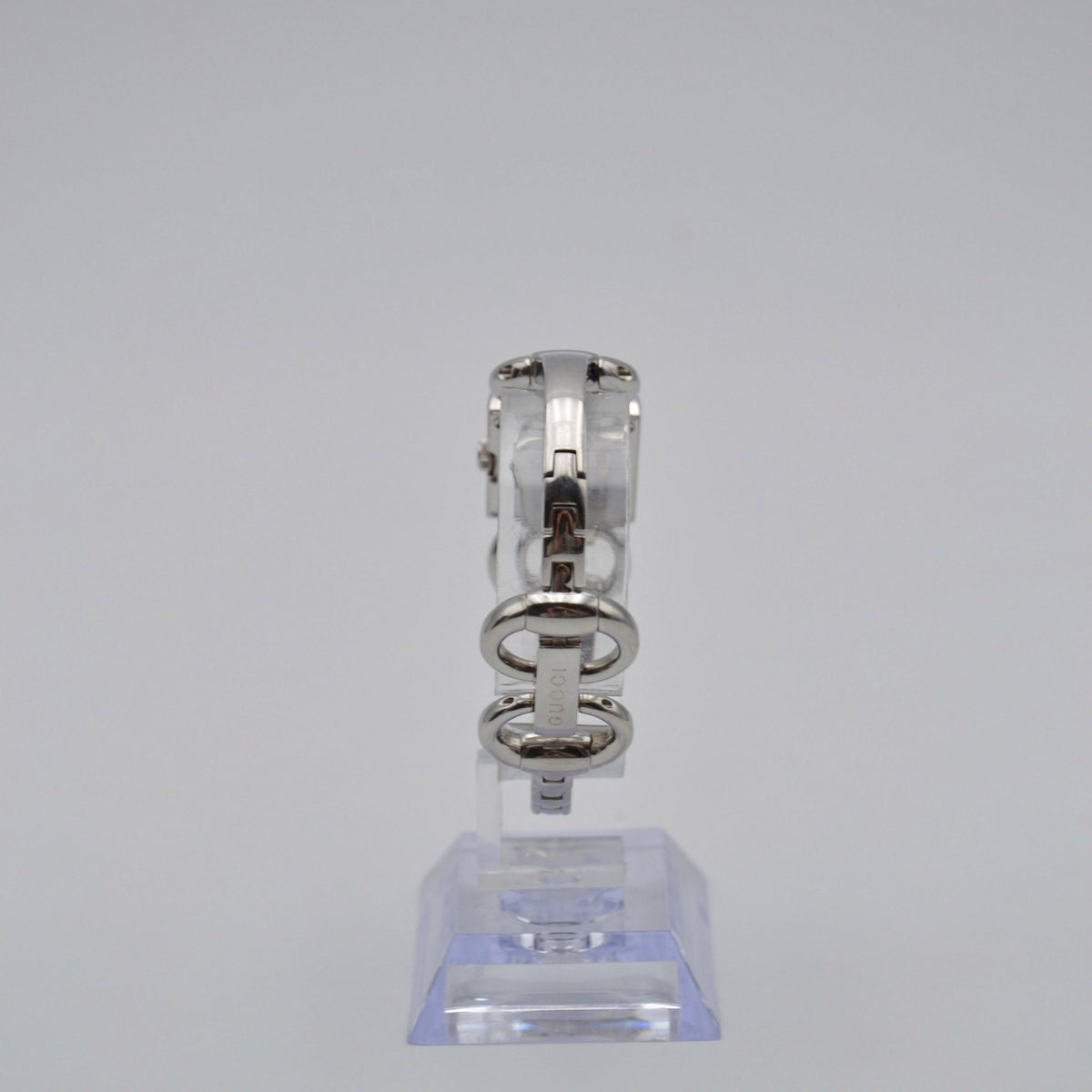 Gucci Tornabuoni Bangle Watch Mother-of-Pearl & Diamonds