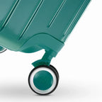360° double wheel of the GYL Intemporelle water green suitcase with GYL logo engraved on the hub. #couleur_vert