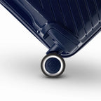 Signature Hard Hold Suitcase