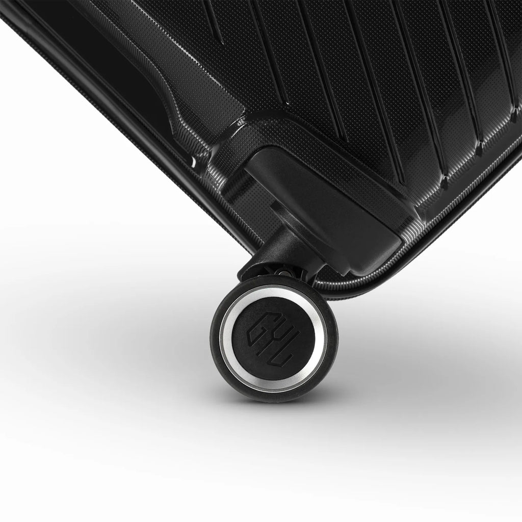 Signature Hard Hold Suitcase