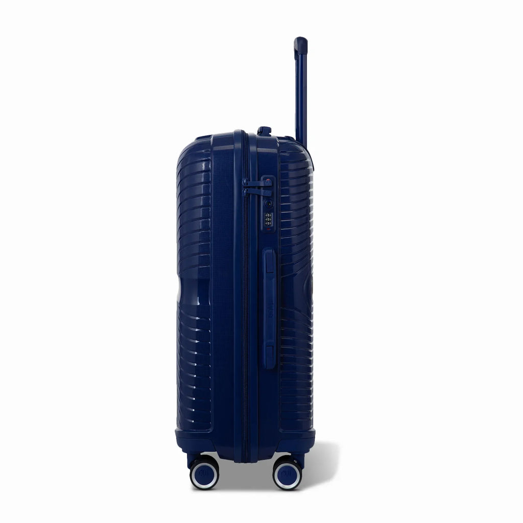 Signature Hard Hold Suitcase