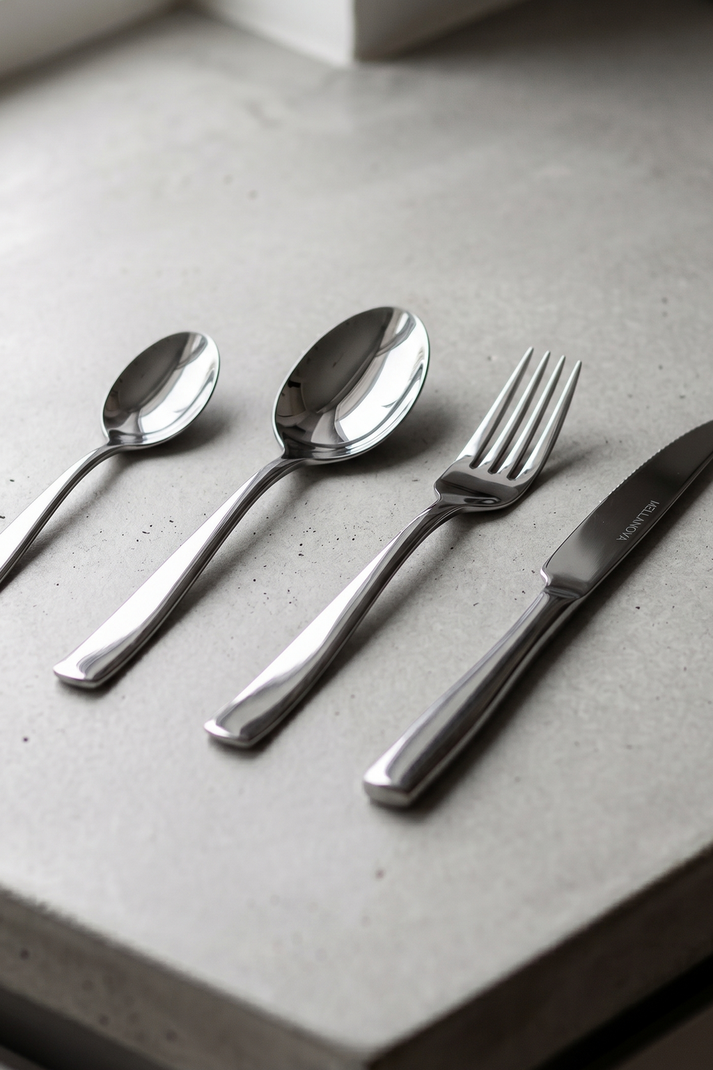 Ménagere 24 Pièces - Acier Inoxydable - Inox Finition Satinée
