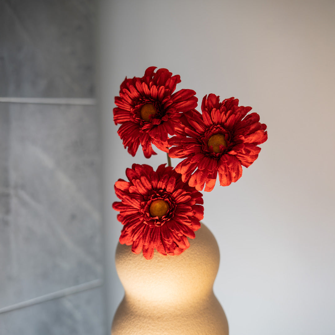 Gerbera En Papier Rouge