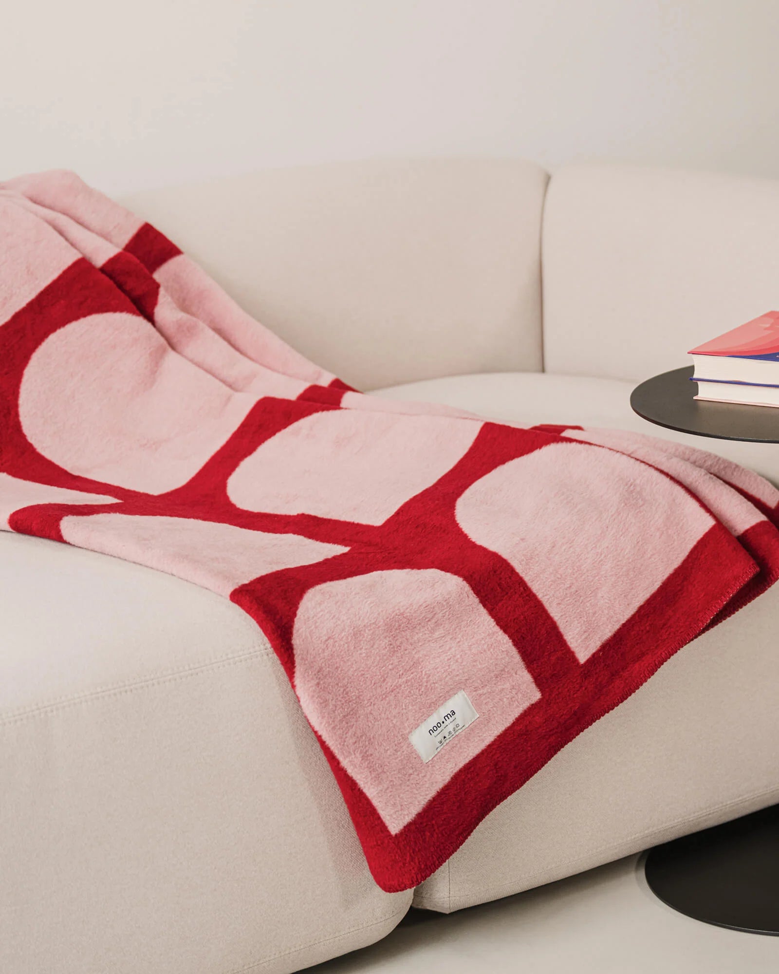 Gili Throw - Blossom Pink/Cherry Juice