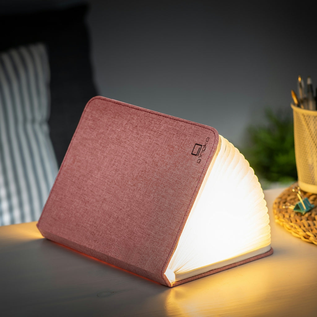 Gingko Design – Lampe Smart Book LED - Lin Rose Poudré - 2 Tailles, lampe de chevet en forme de livre ouvert, lumière chaude