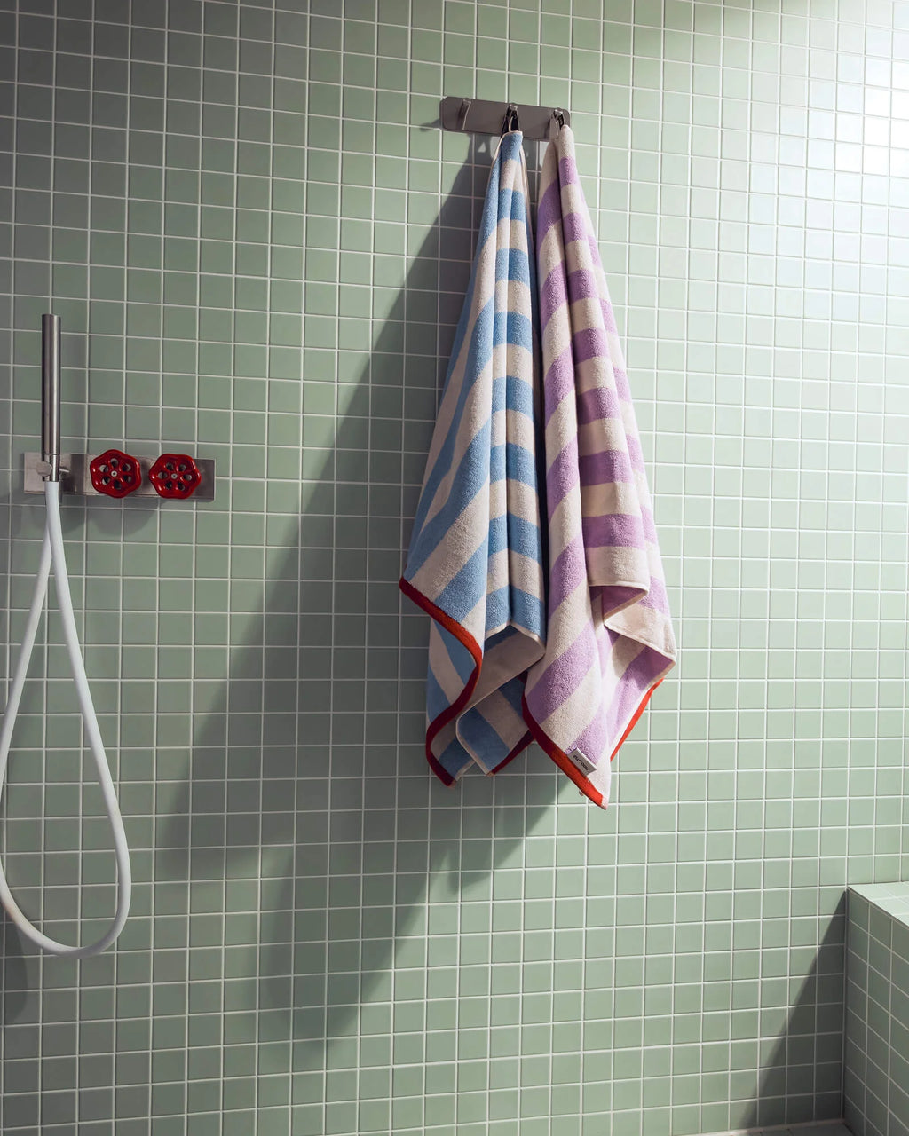 Serviette De Bain Gobo - Pastel Lilac / Rayures Larges