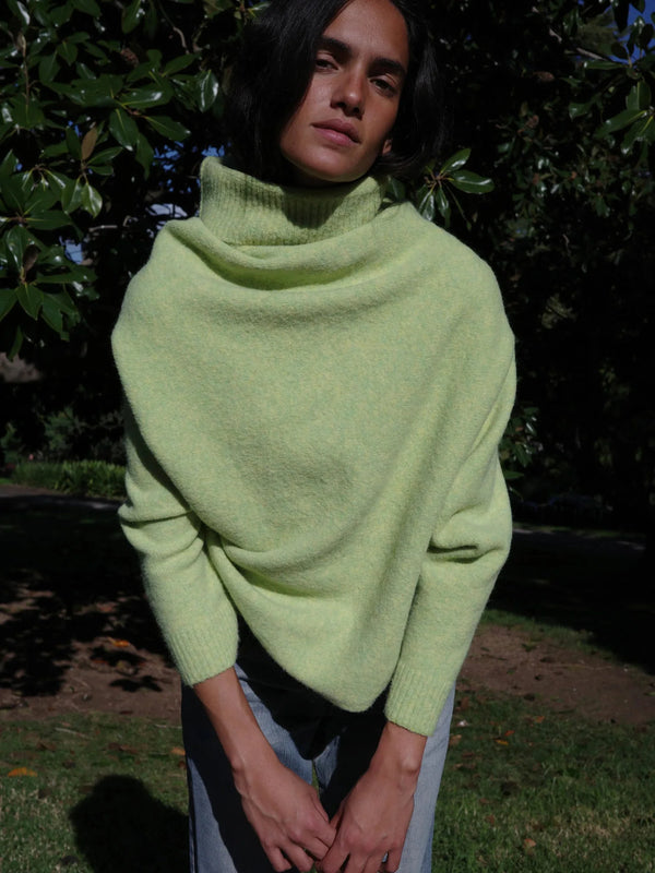 Pull Green Apple