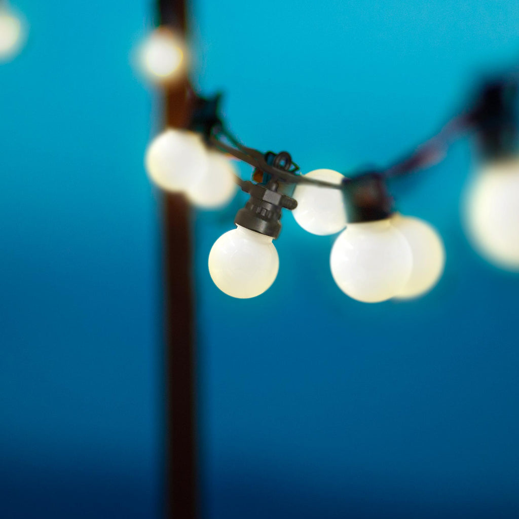 Connectable outdoor light garland 20 warm white LED guinguette globes PARTY MILKY 9.60m 8 modes - REDDECO.com