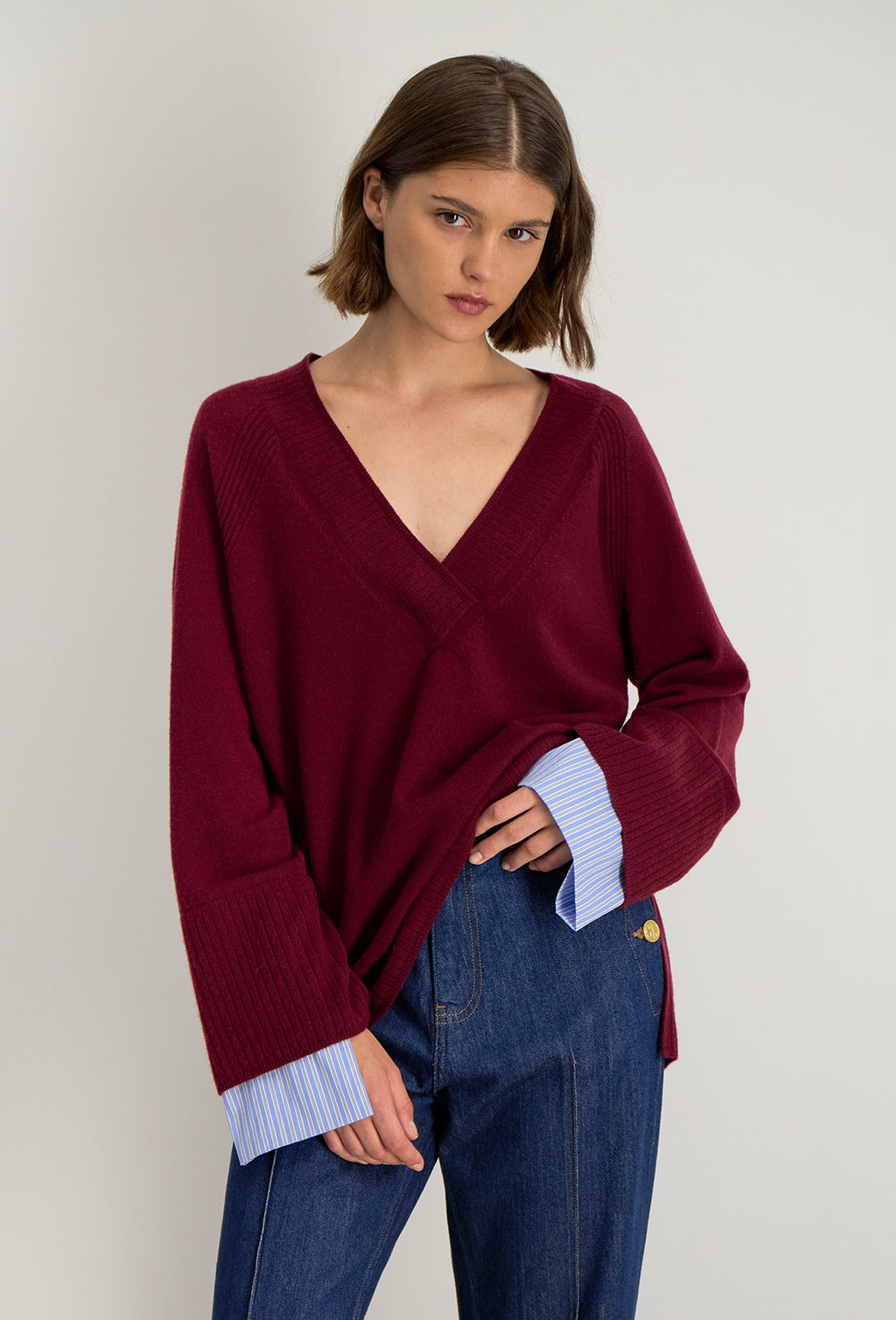 Striktrøje med V-udskæring Lita - Bordeaux