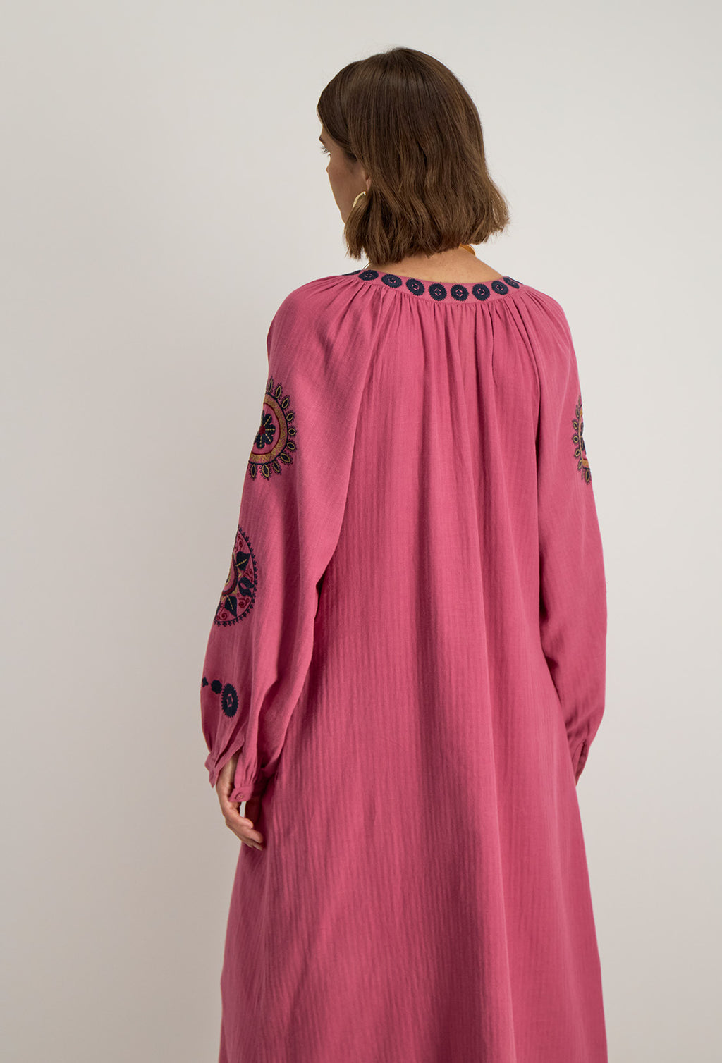 Robe Brodee Longe Ml Omira - Bois De Rose