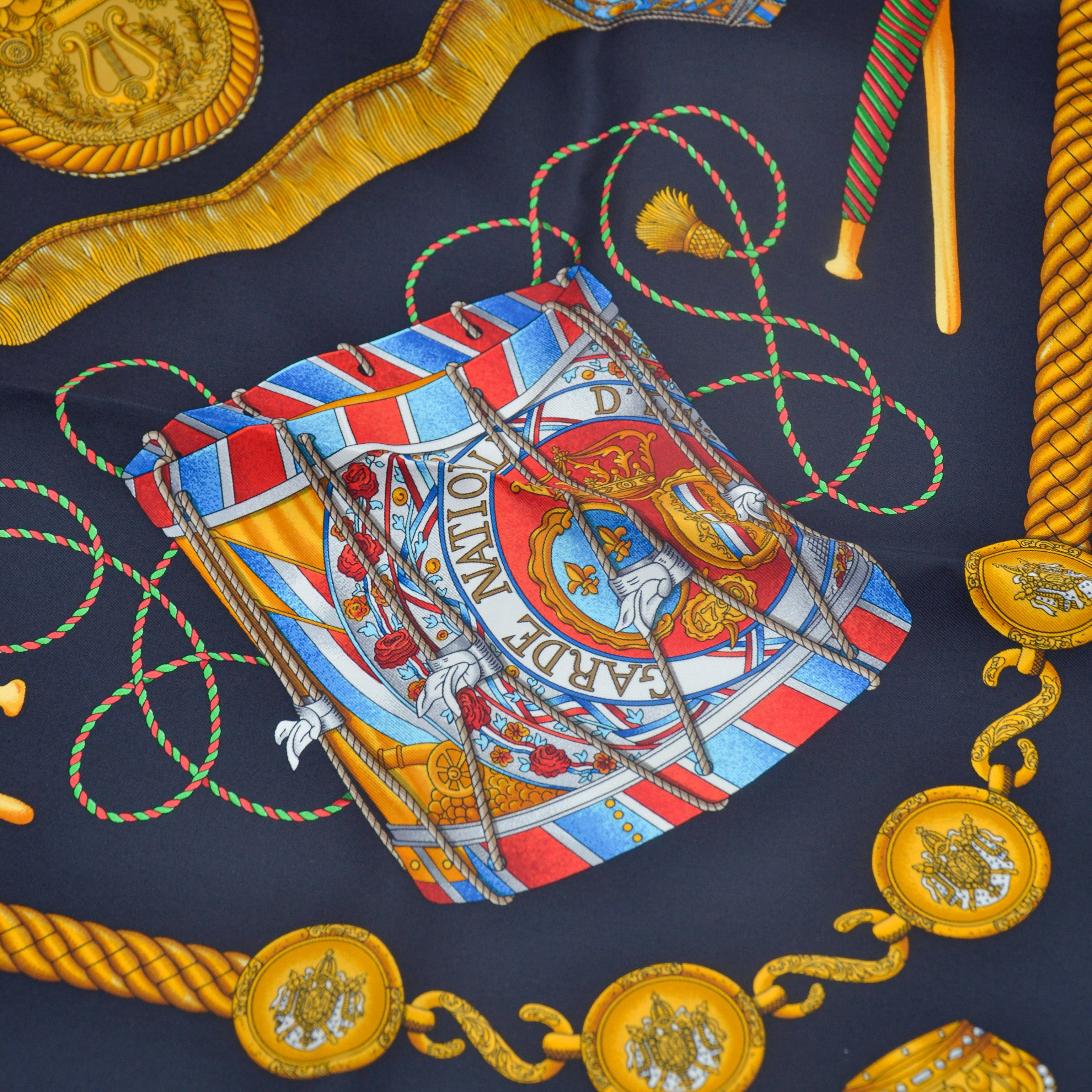 Hermès Carré De Soie Les Tambours
