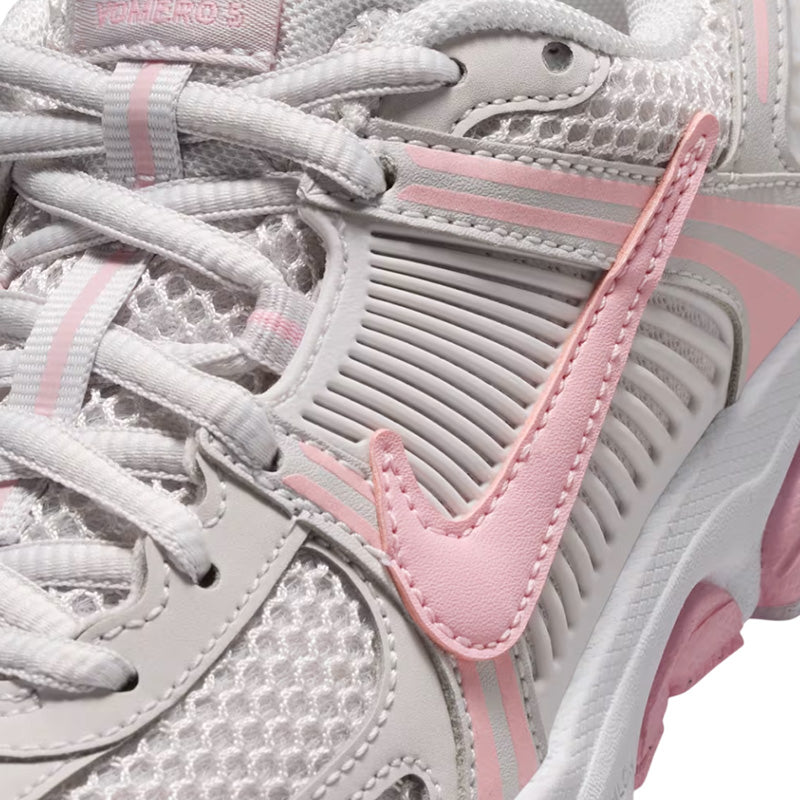 Baskets Nike Vomero 5 Gs - Gris, Rose