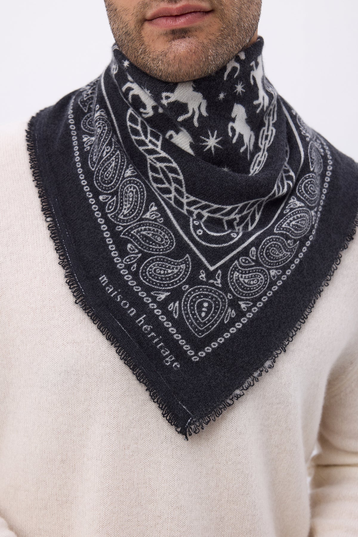 Bandana Pequeña Horse - Negro Blanco - Hombre