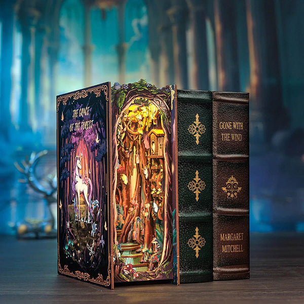 Book Nook - Forest Grace