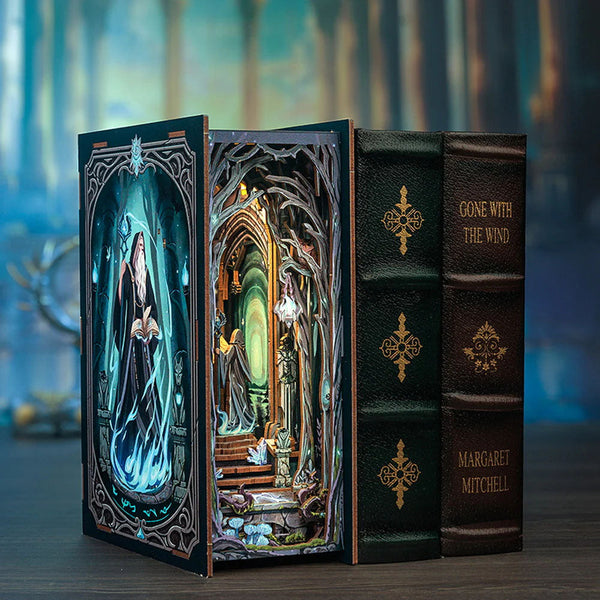 Book Nook - Wonderland Gate