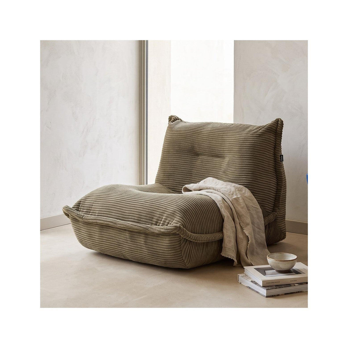 Solaise - Gecomprimeerde Fauteuil Zonder Leuning - Ribfluweel - Kakigroen
