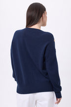 Pull Col Rond Boutons Dorés Icone - Bleu Marine - Femme